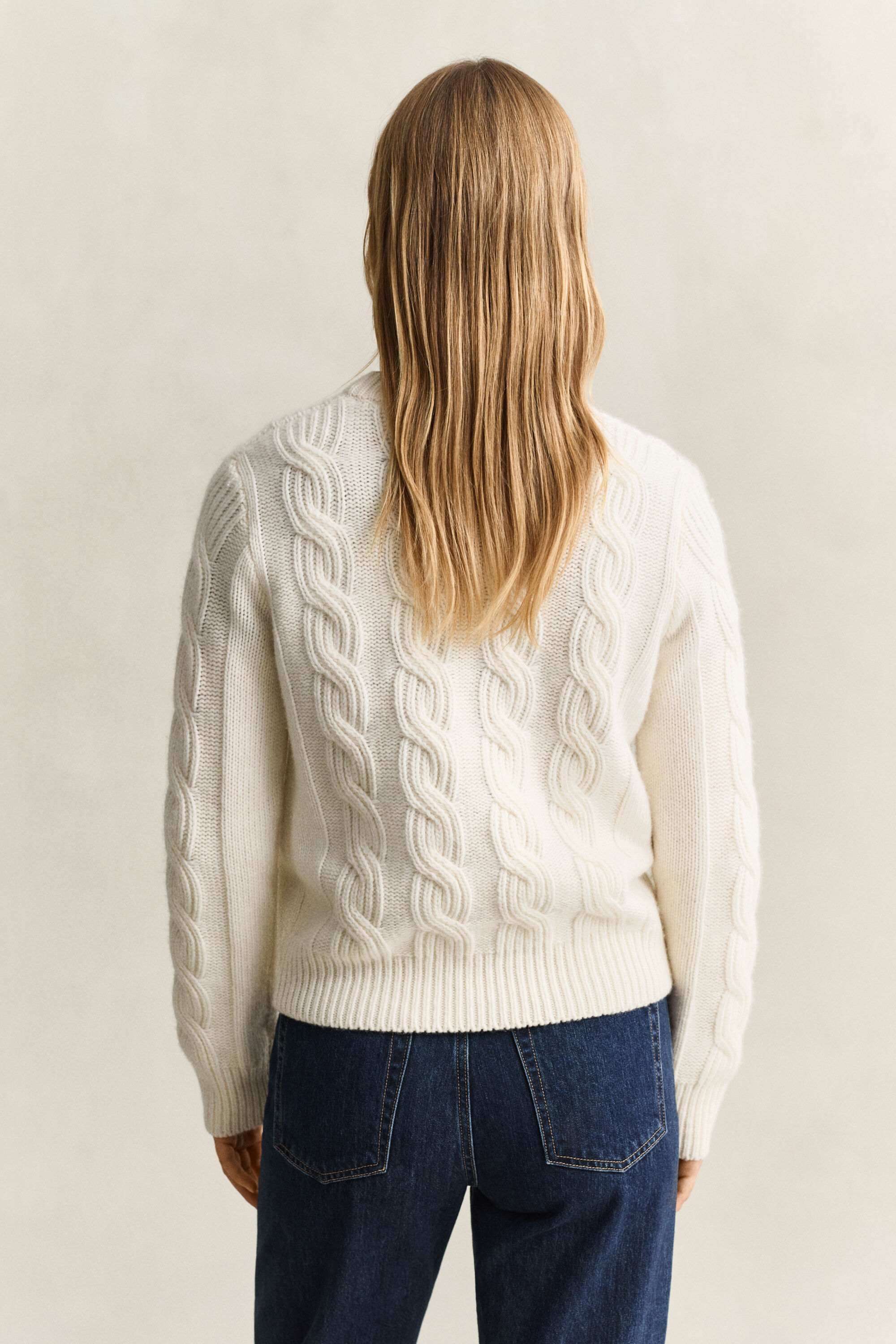 Pull en maille torsadée de laine mélangée