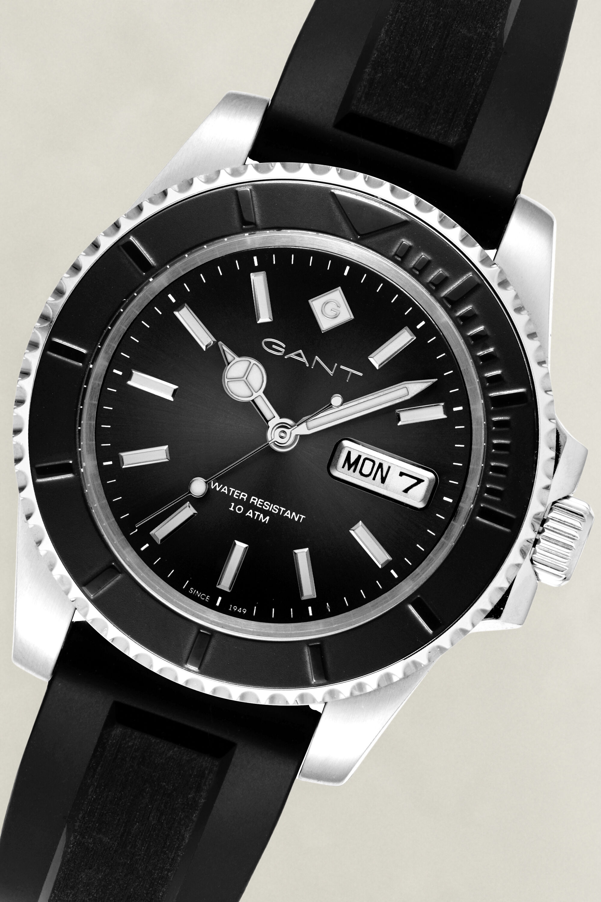 Montre Watertown