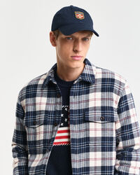 Casquette délavée avec écusson