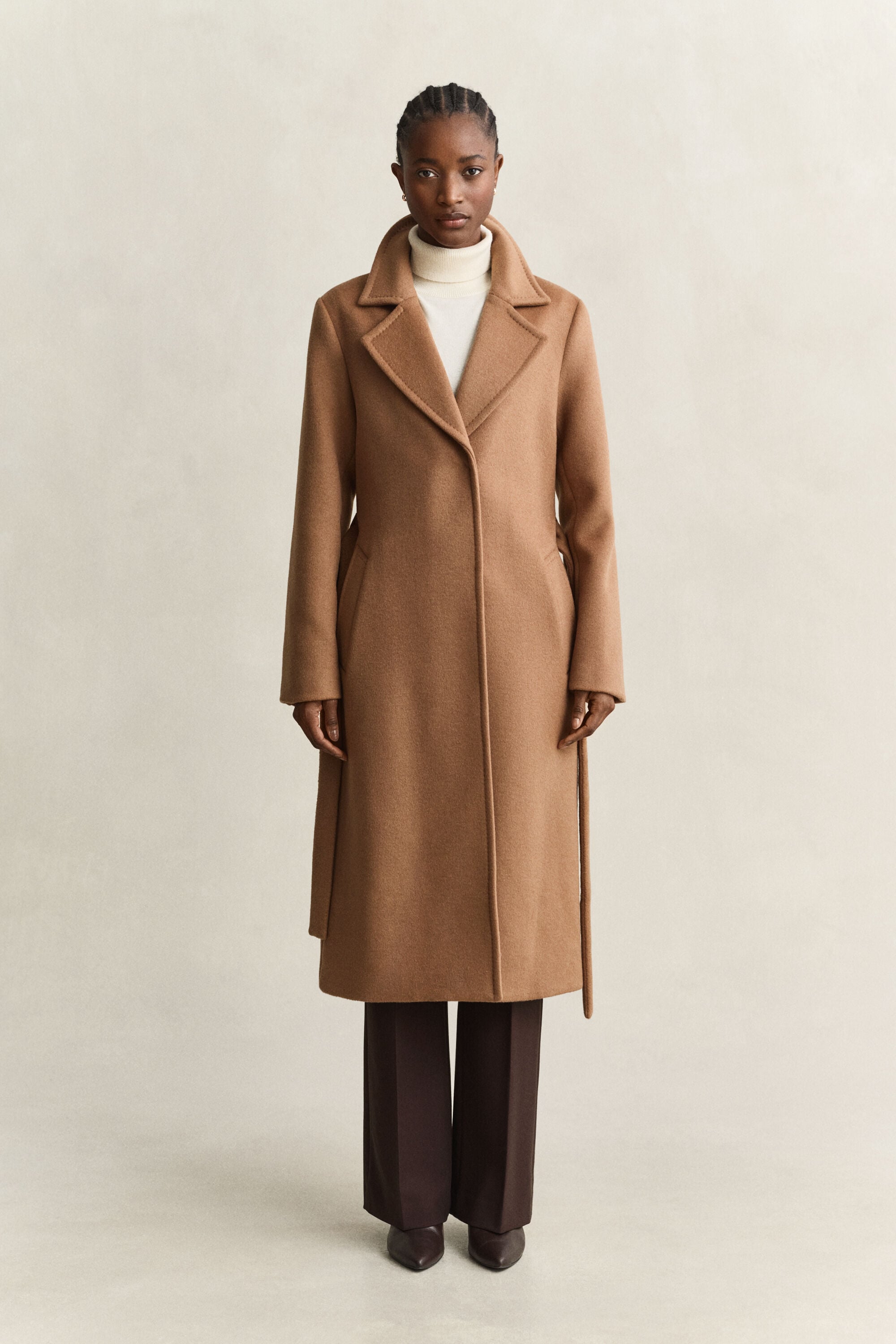 Manteau en laine mélangée avec ceinture