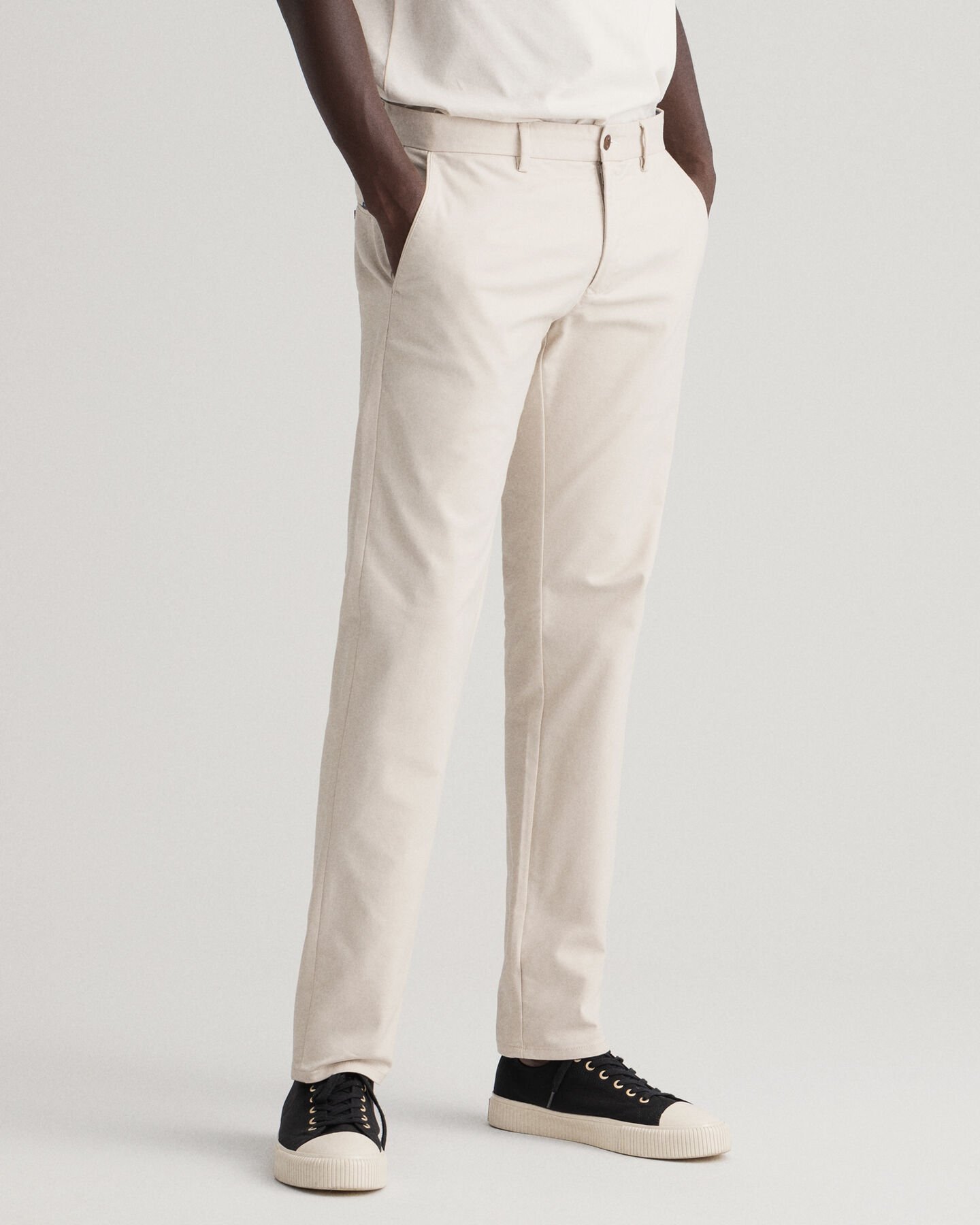 Pantalon chino slim fit Tech Prep™ Hallden