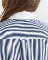 Chemise ultra-ample à rayures avec col contrastant