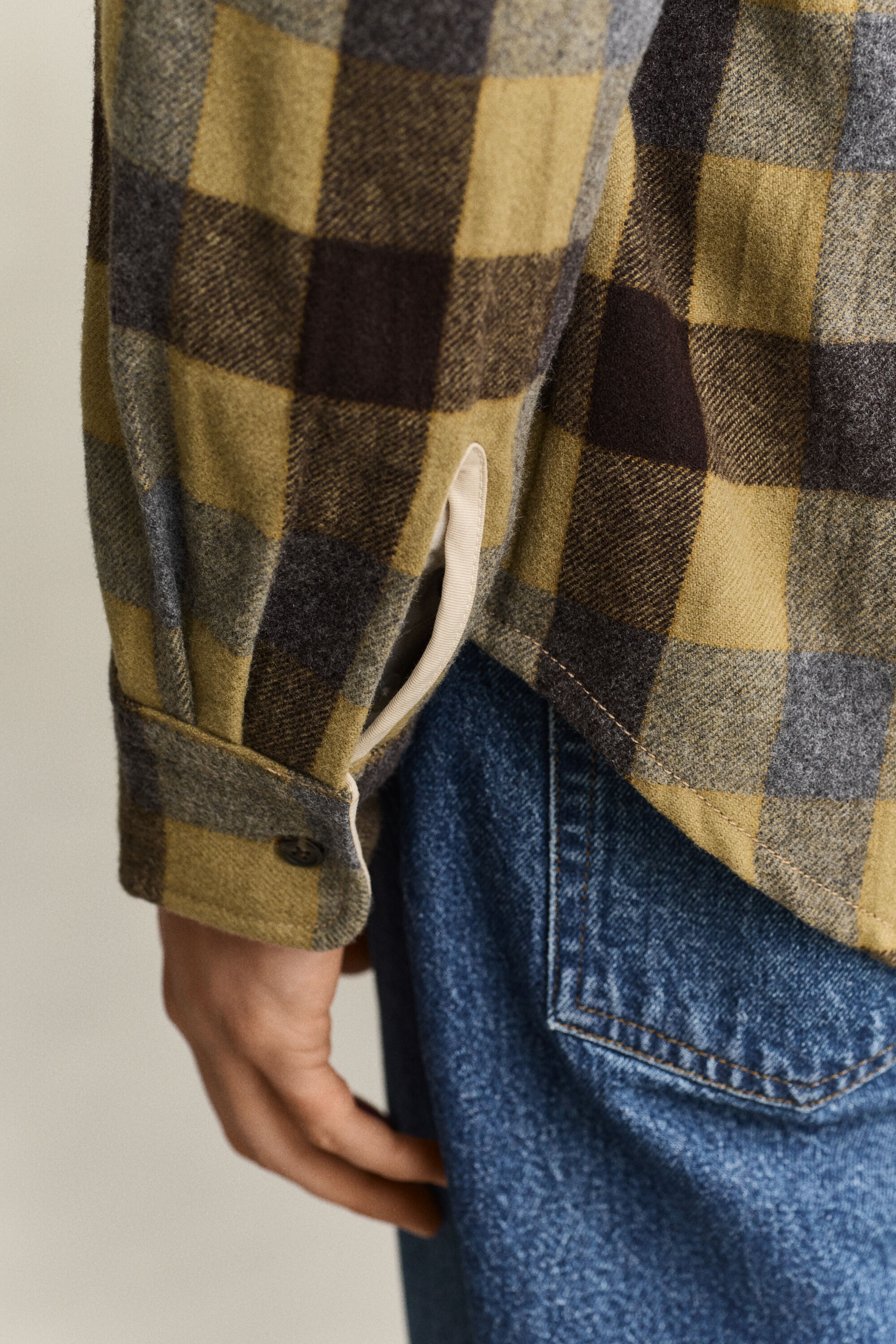 Chemise en laine à carreaux