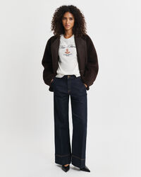 T-shirt Crest Graphic