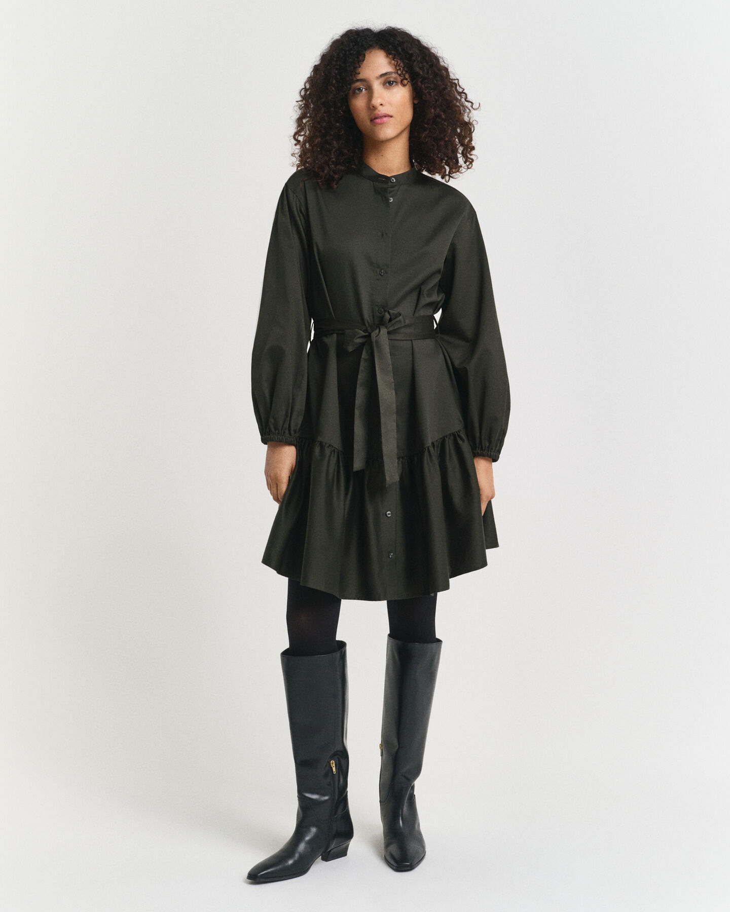 Robe en satin de coton à manches longues