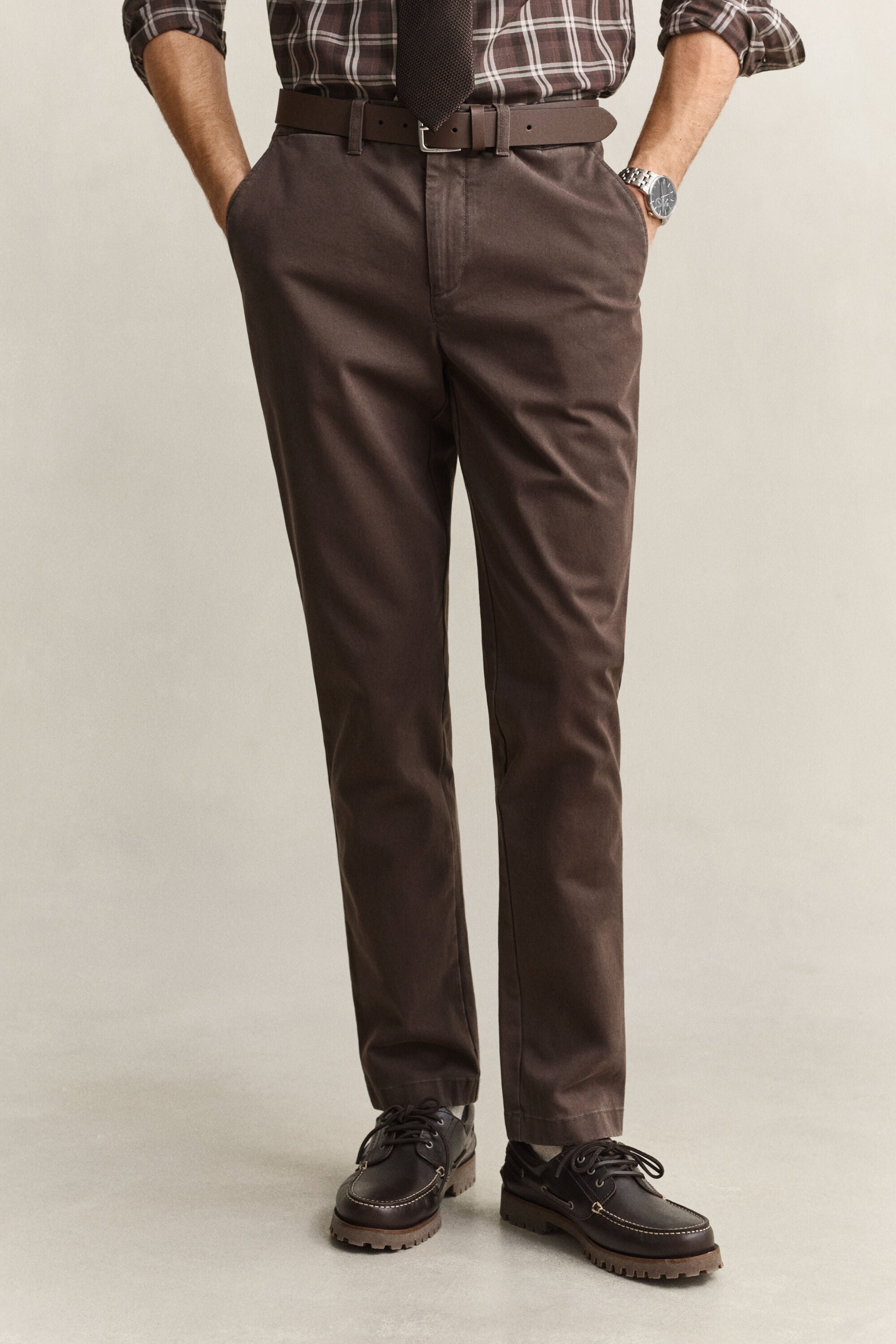 Pantalon chino coupe slim confortable