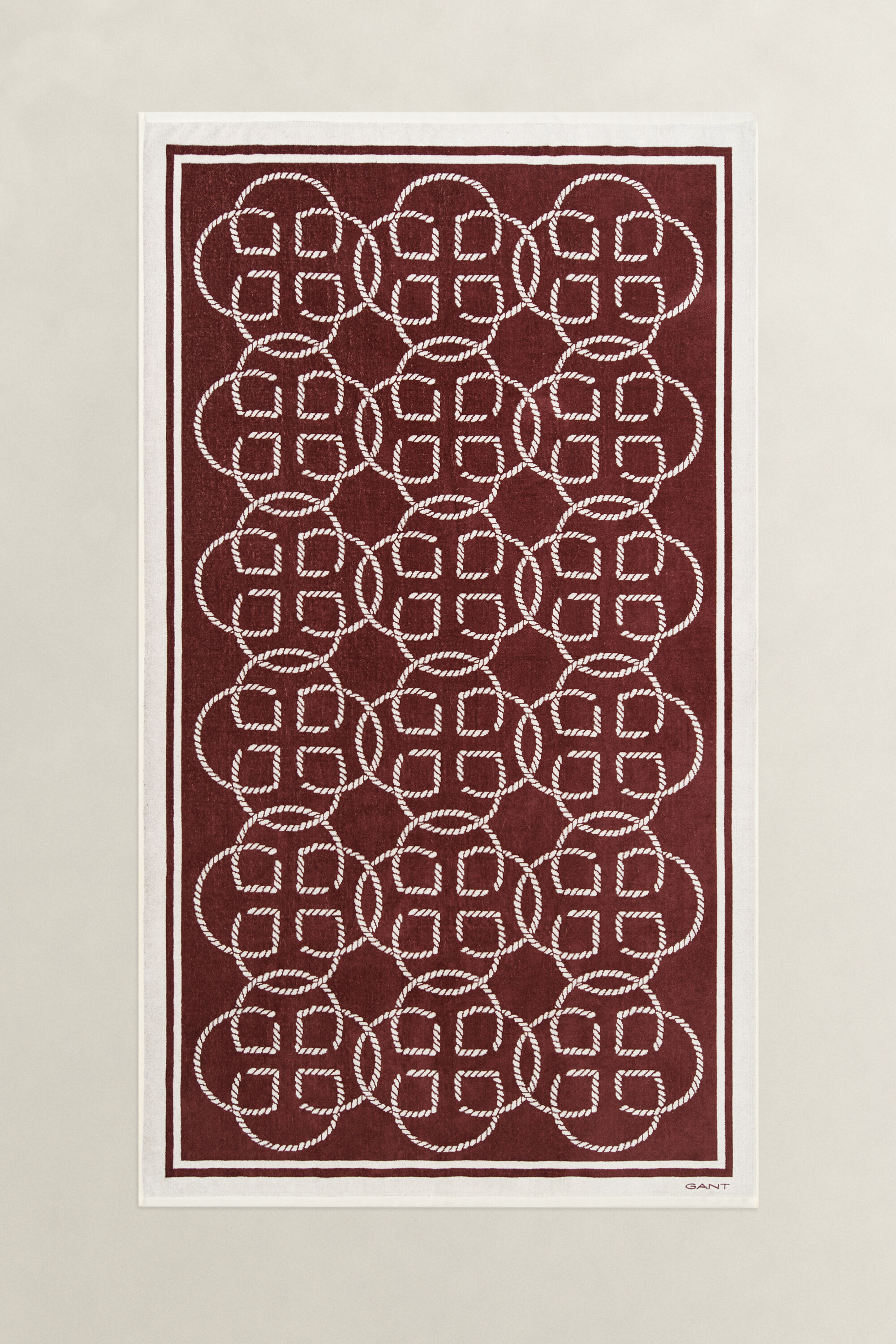 Serviette de plage à monogrammes imprimés