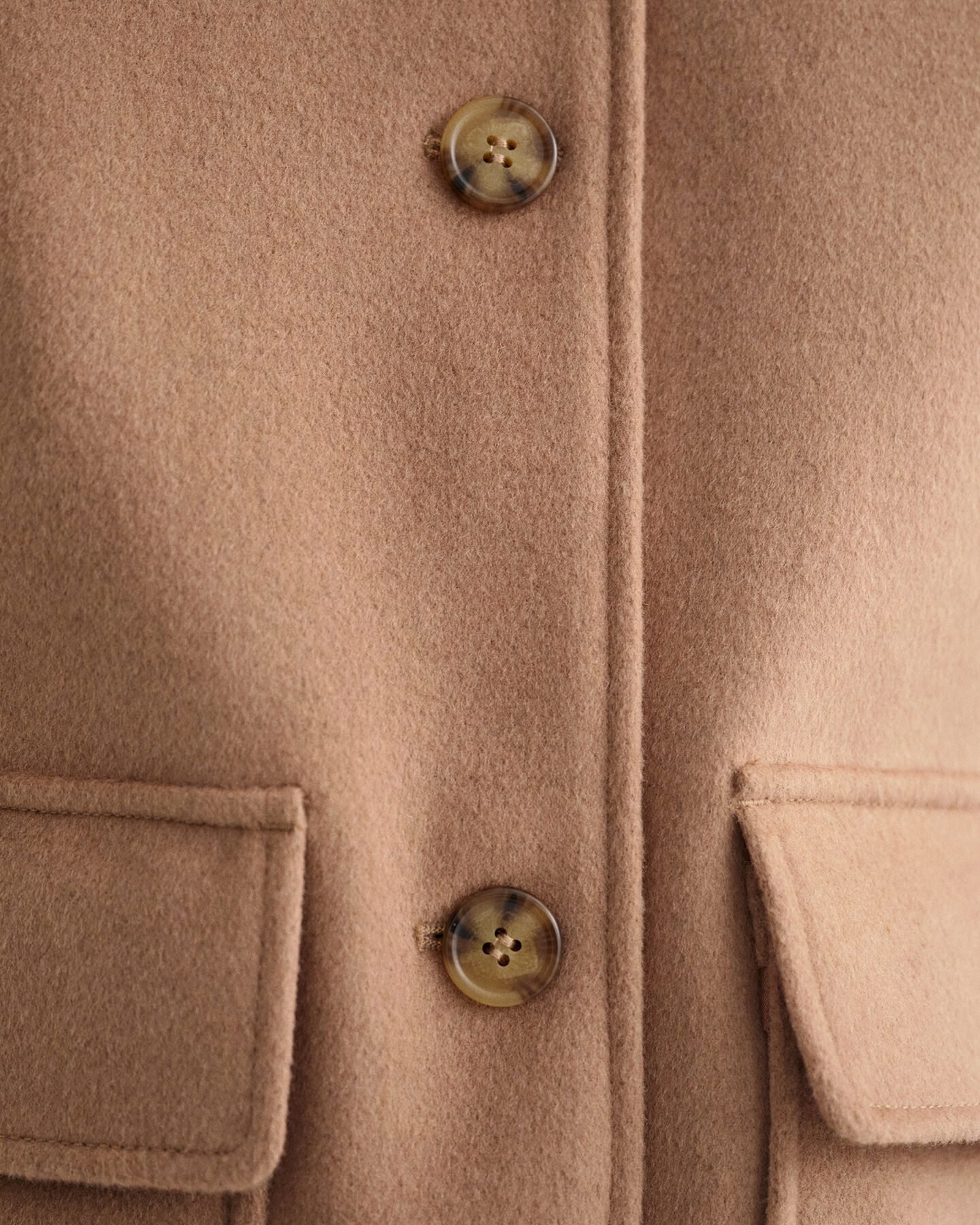 Veste courte en laine m&eacute;lang&eacute;e