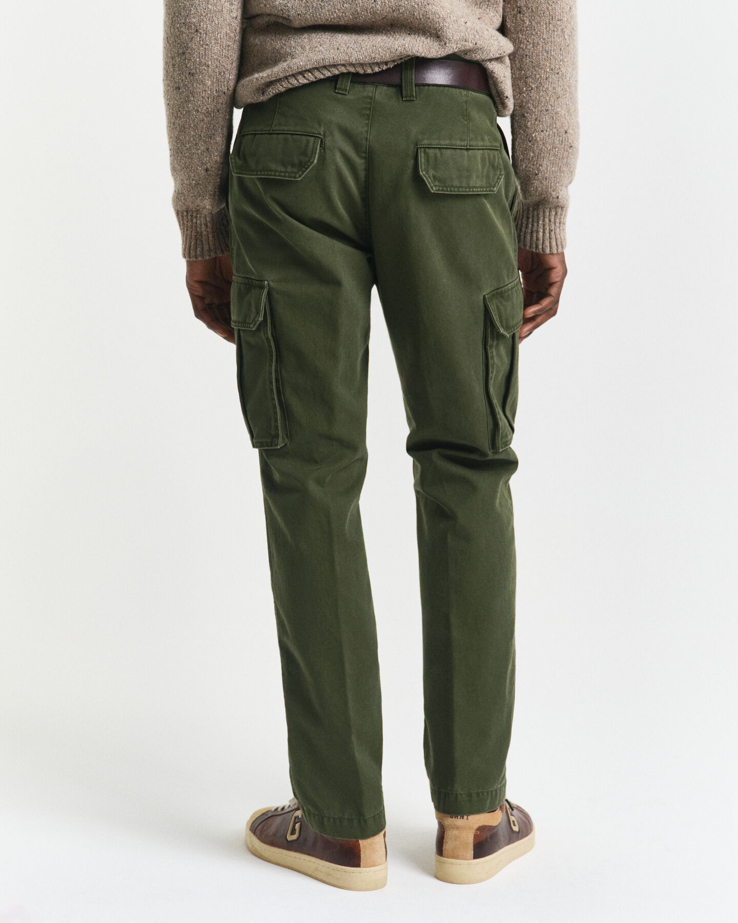 Pantalon cargo coupe regular en sergé de coton