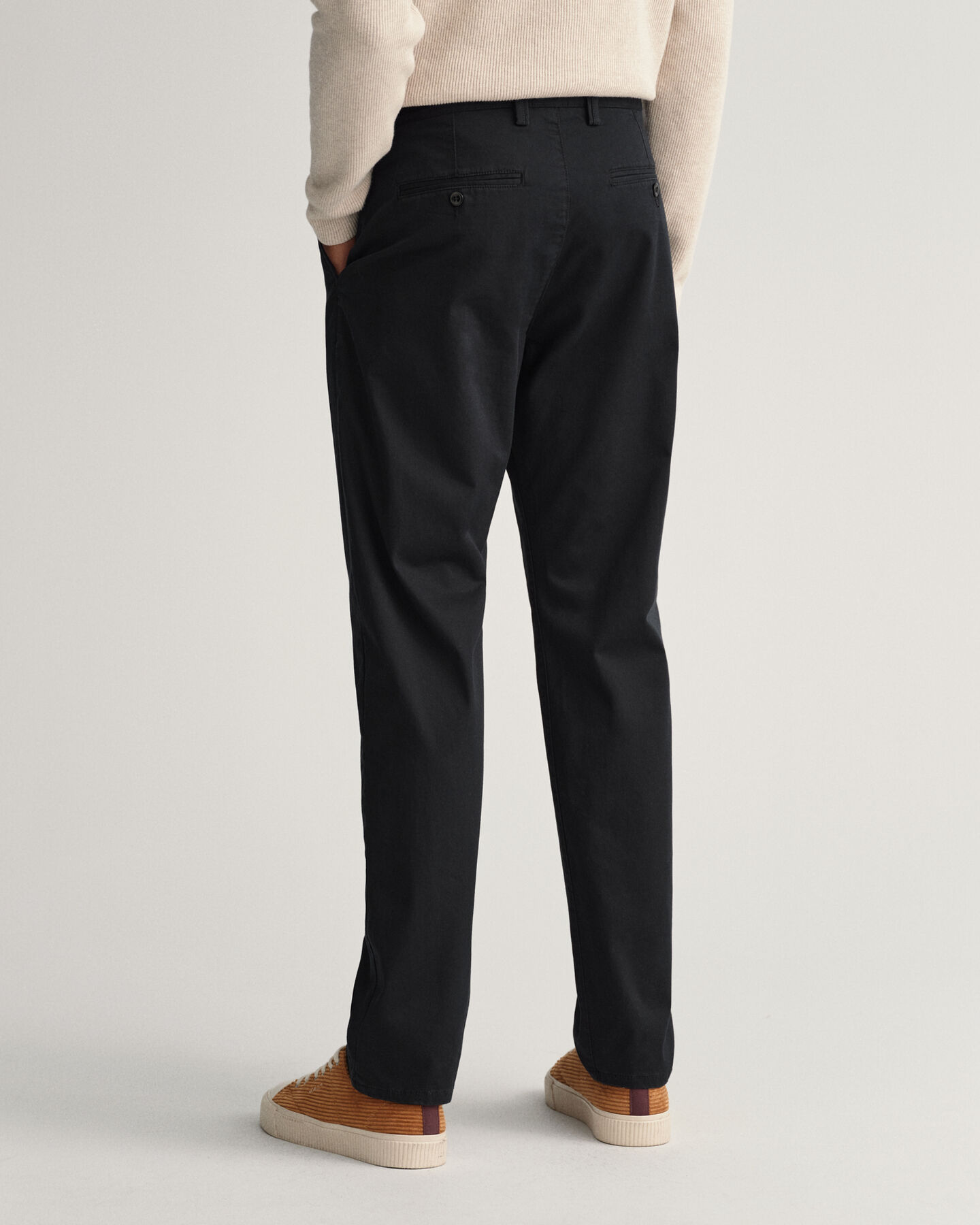 Pantalon chino regular fit en sergé Allister