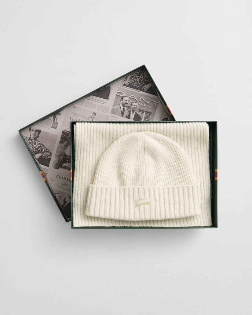 Coffret cadeau bonnet et écharpe avec inscription