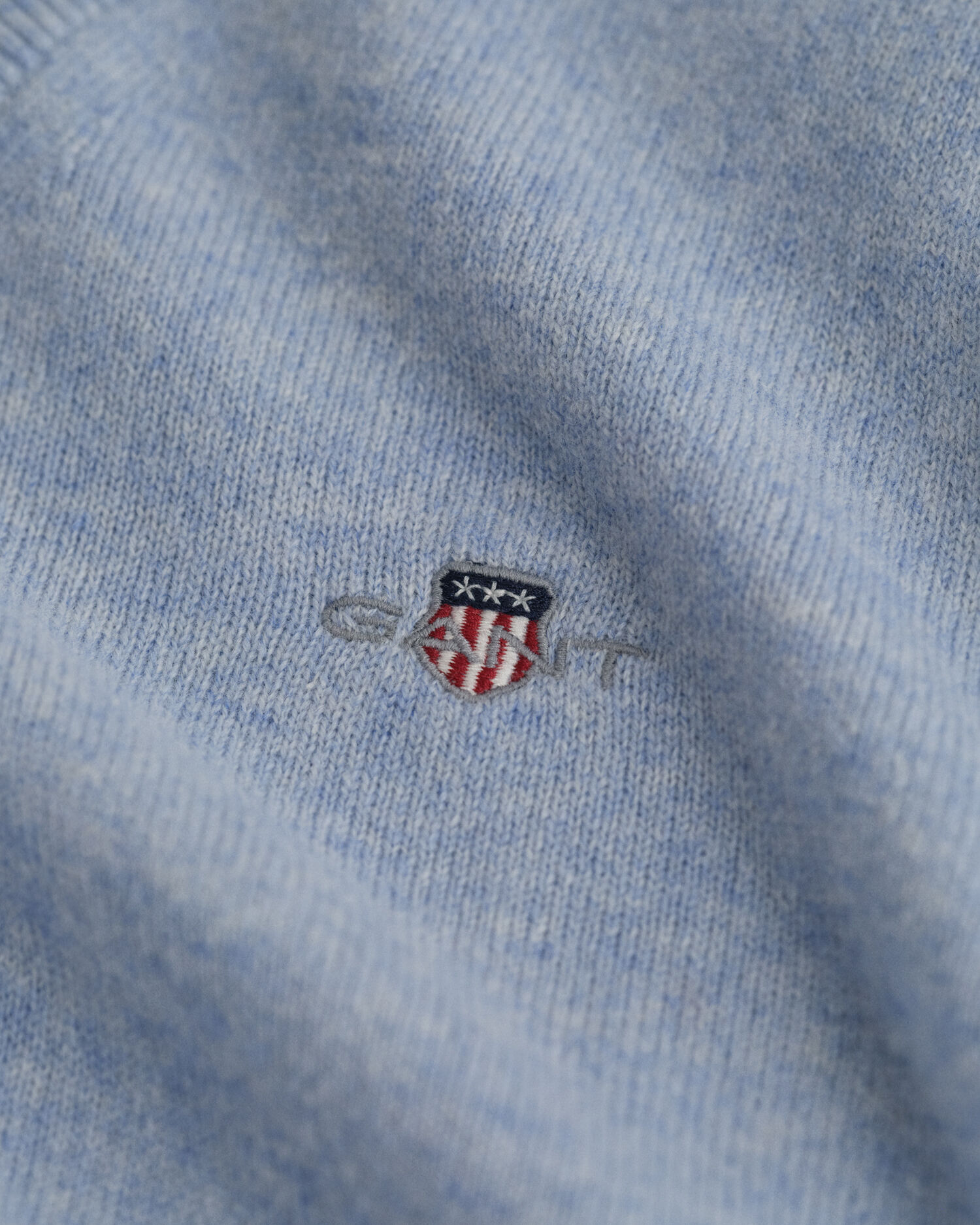 Pull col V en laine d'agneau ultrafine