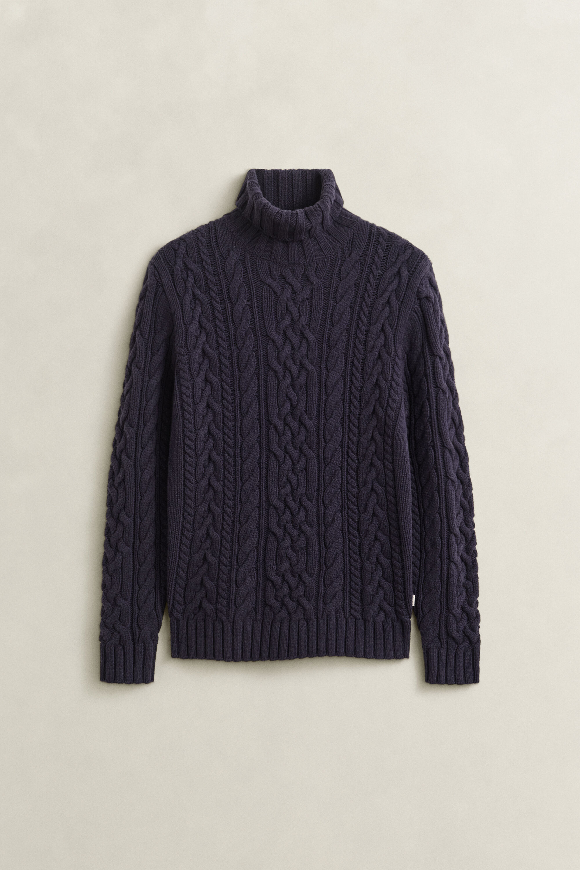 Pull col roulé en laine mélangée