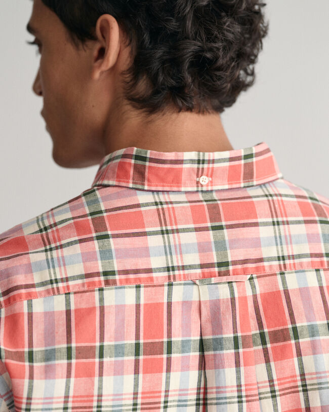 Chemise regular fit en coton et lin à carreaux