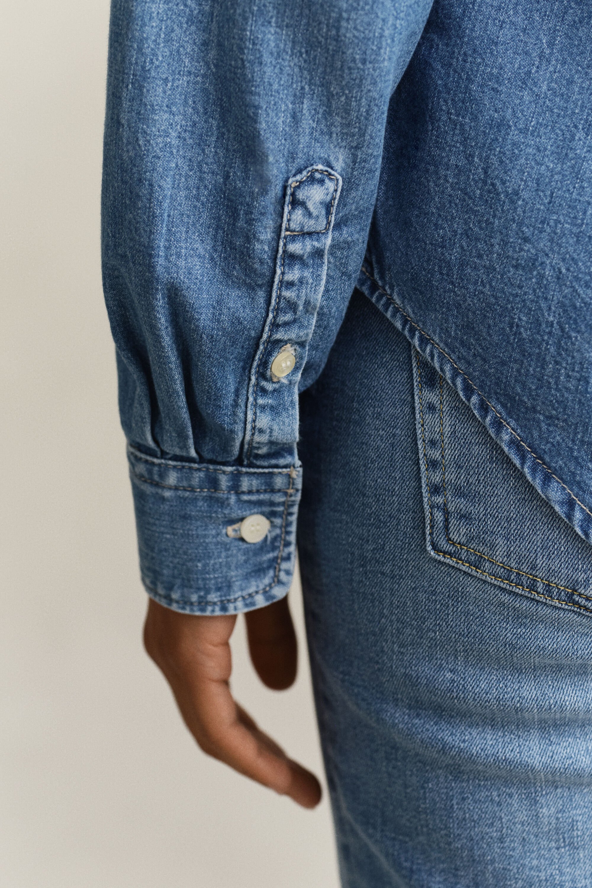 Chemise en denim