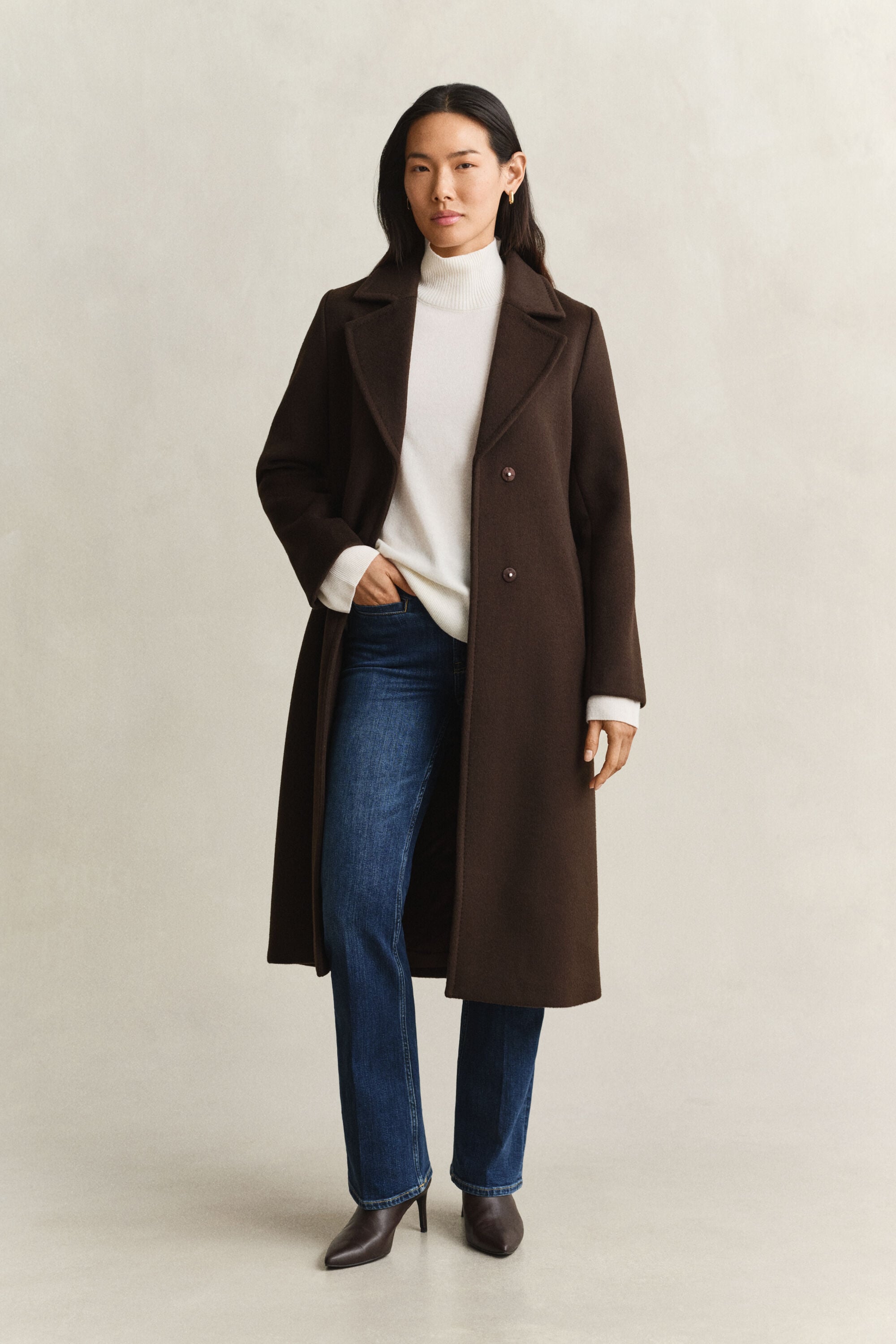 Manteau en laine mélangée avec ceinture