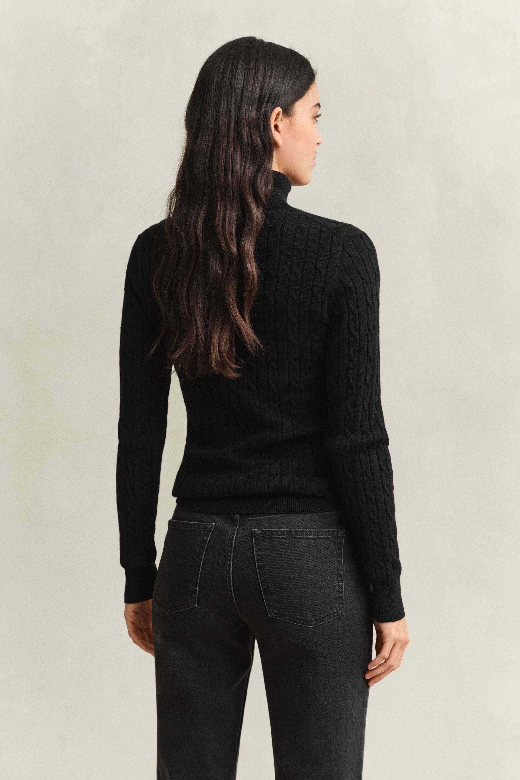 Pull col roulé en maille de coton stretch à torsades