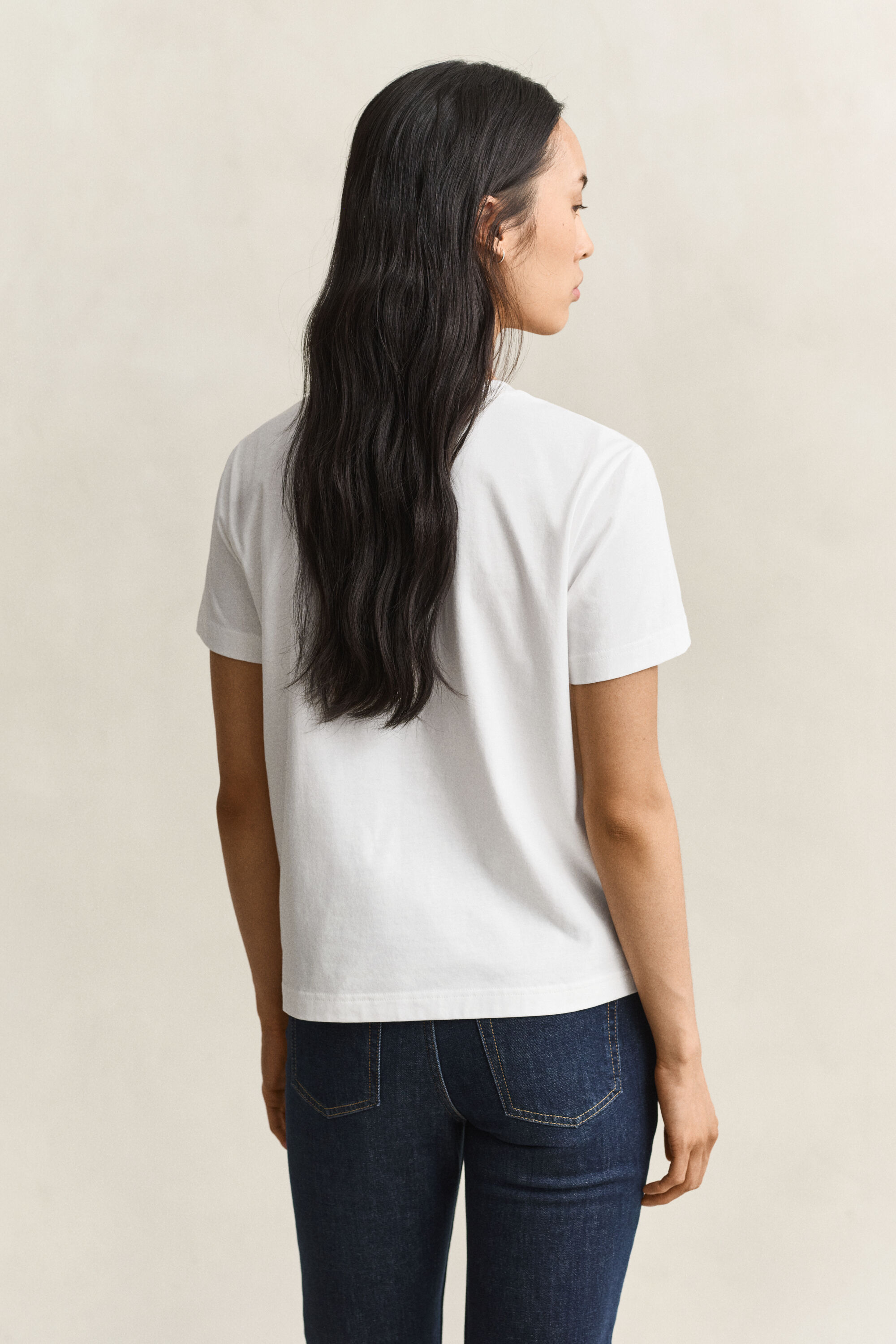 T-shirt avec écusson ton sur ton