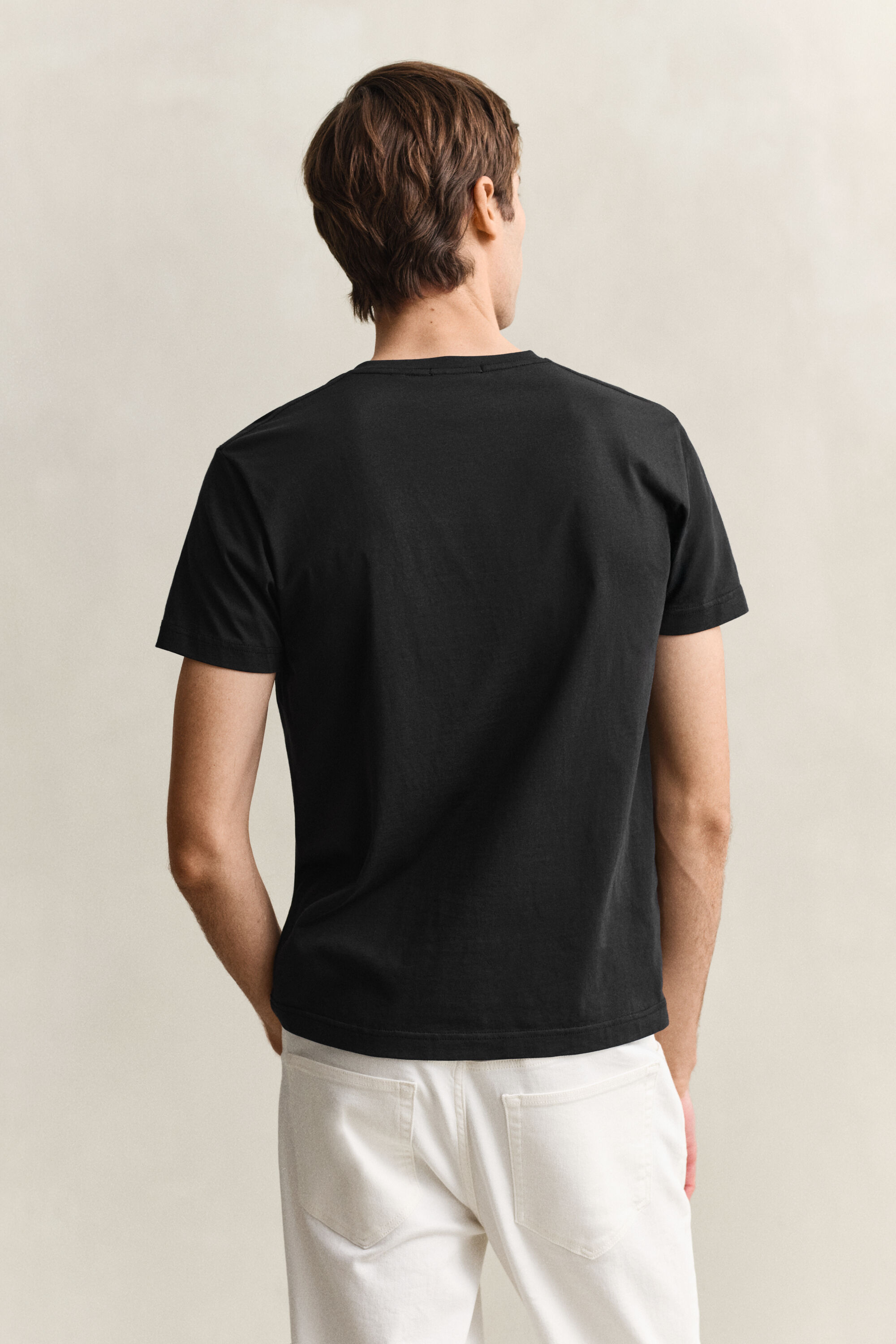 T-shirt col V coupe slim Shield