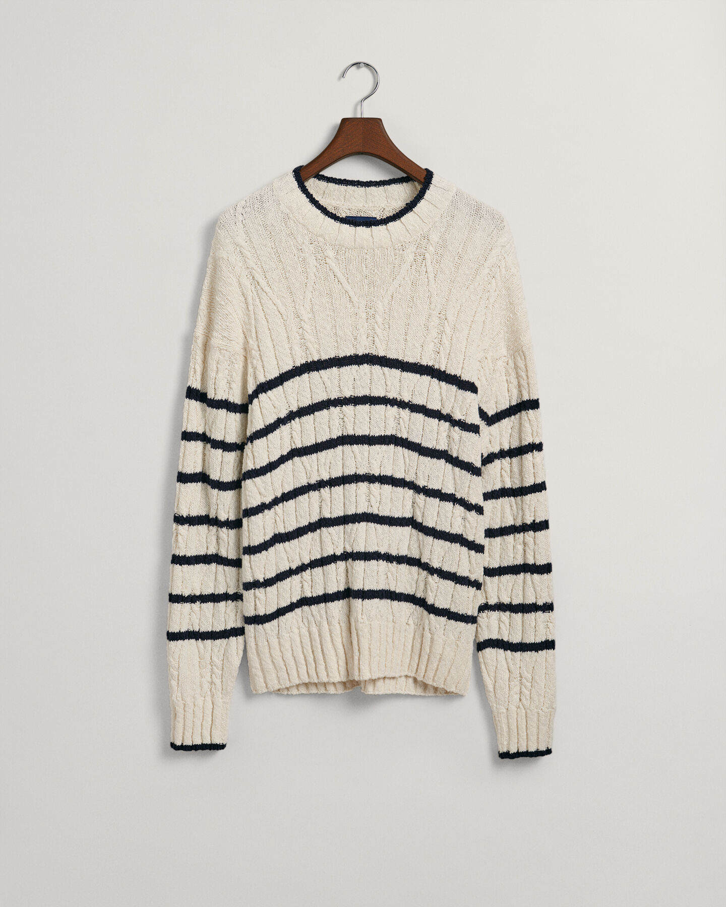 Pull ras du cou en maille torsad&eacute;e &agrave; rayures