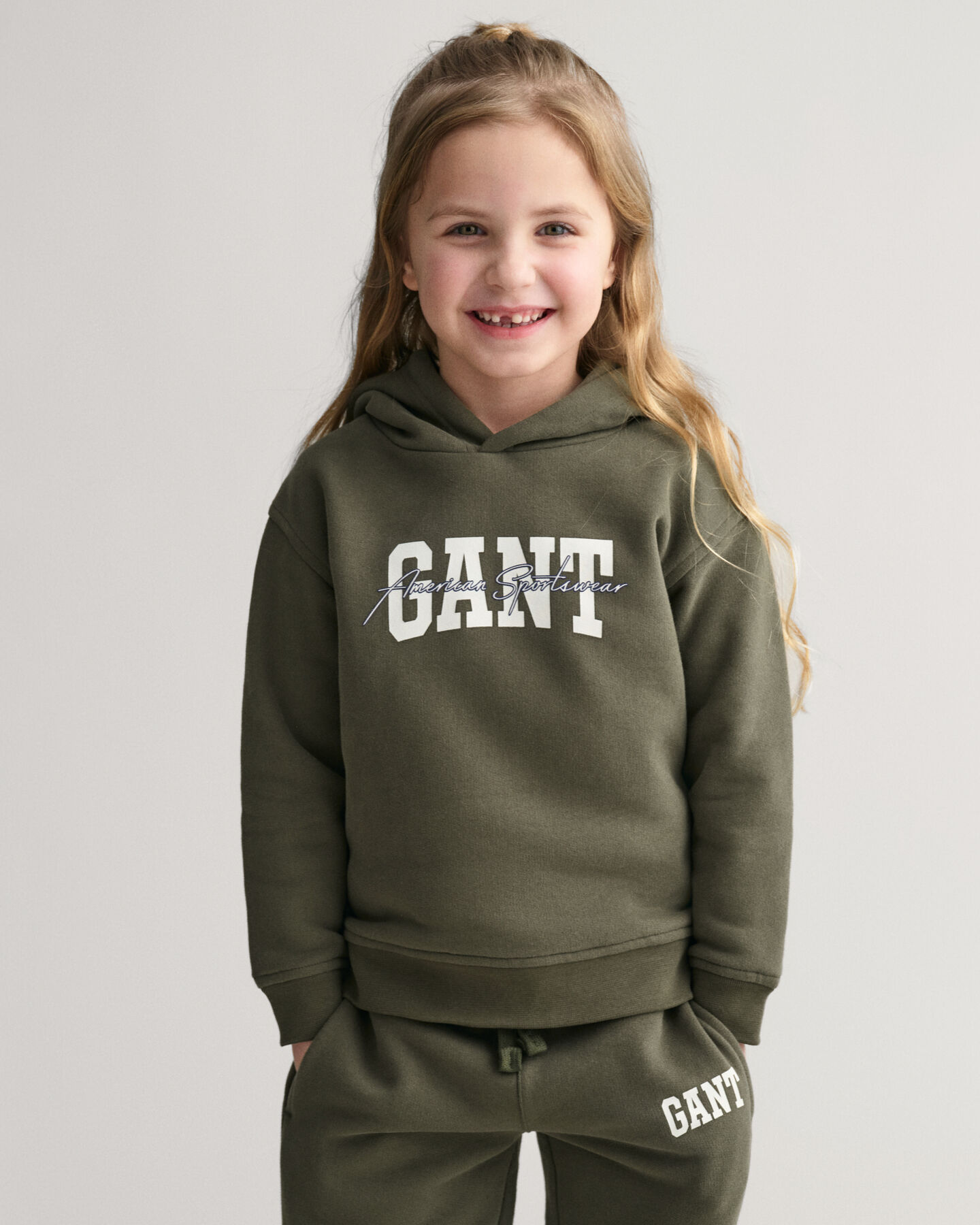 Sweat à capuche GANT Arch Script Kids
