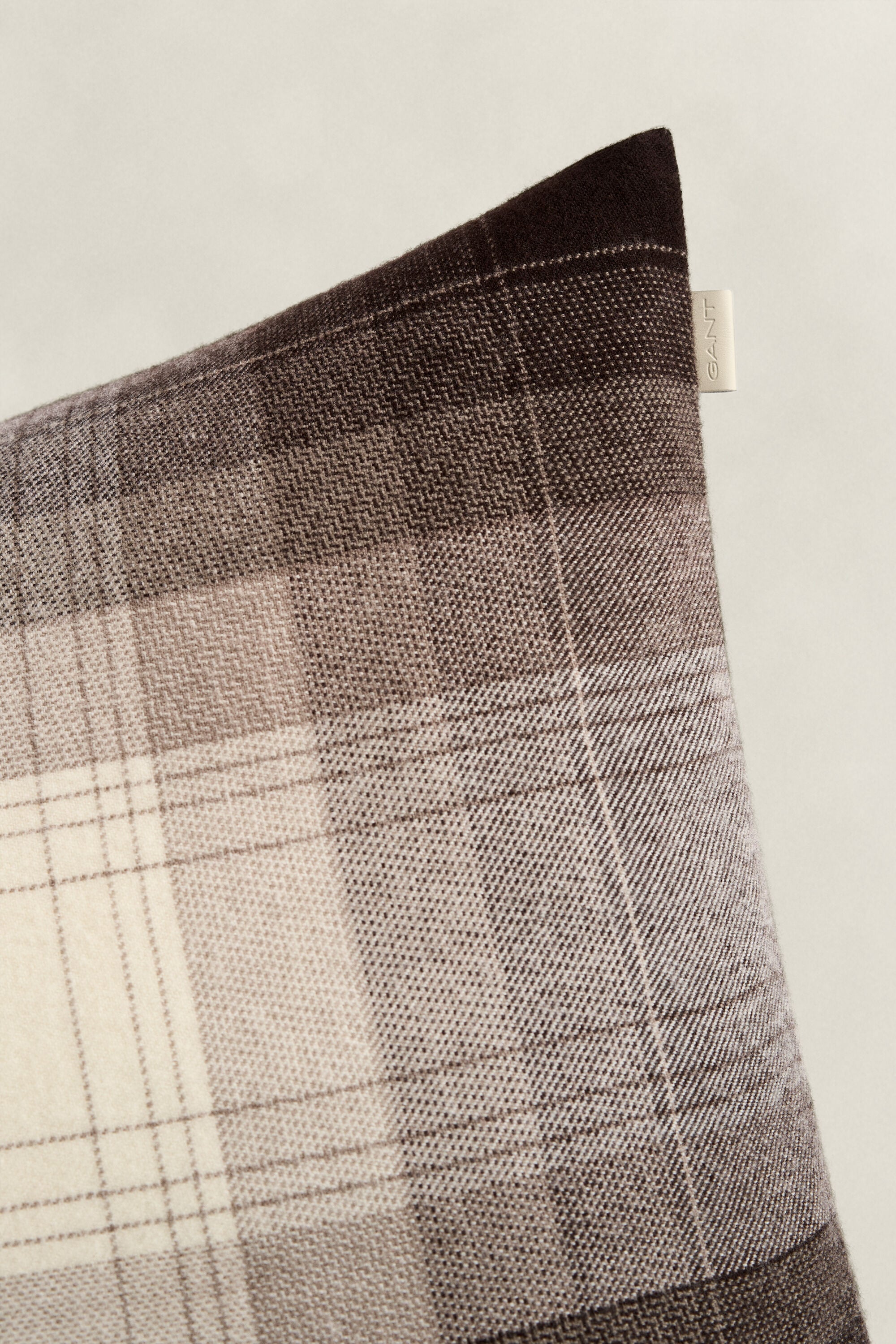Housse de coussin en laine mérinos extra-fine