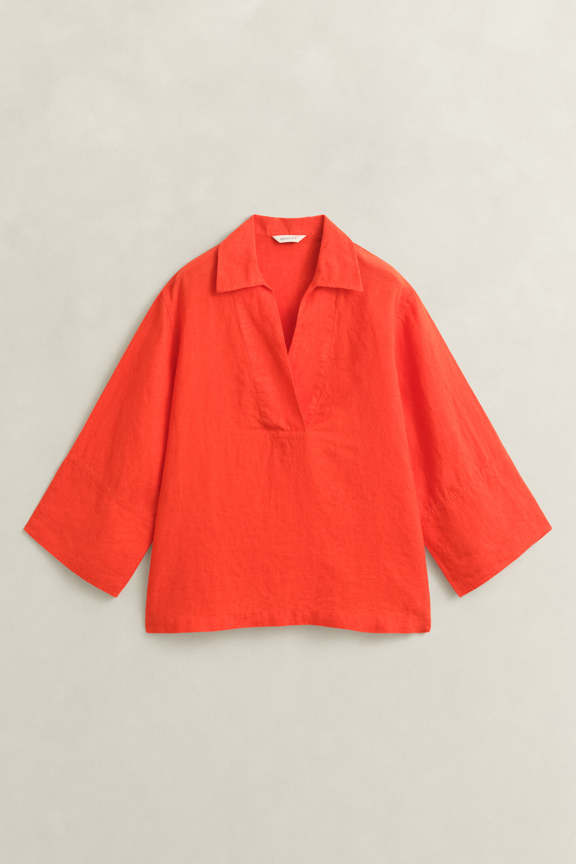 Chemise à encolure ouverte en lin