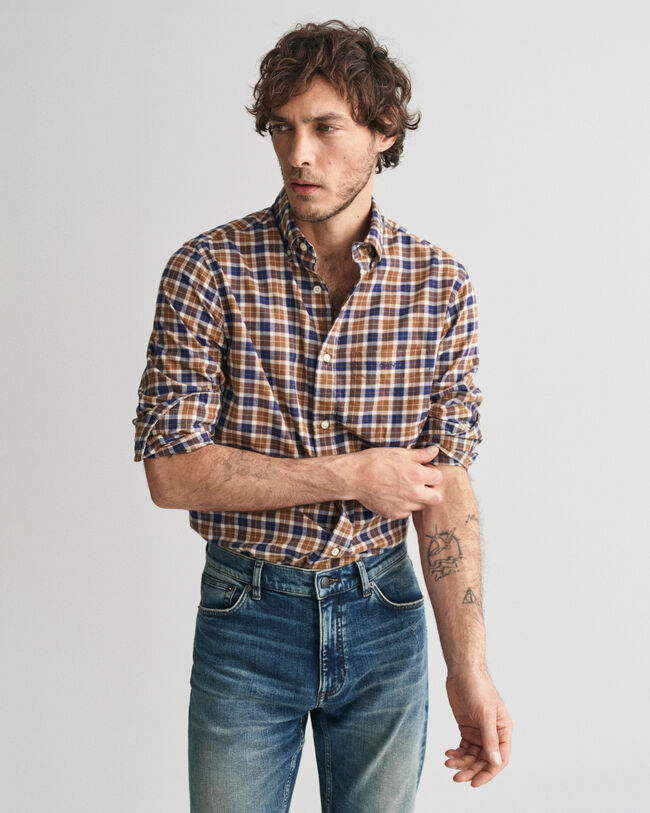 Chemise regular fit en serg&eacute; l&eacute;ger &agrave; carreaux