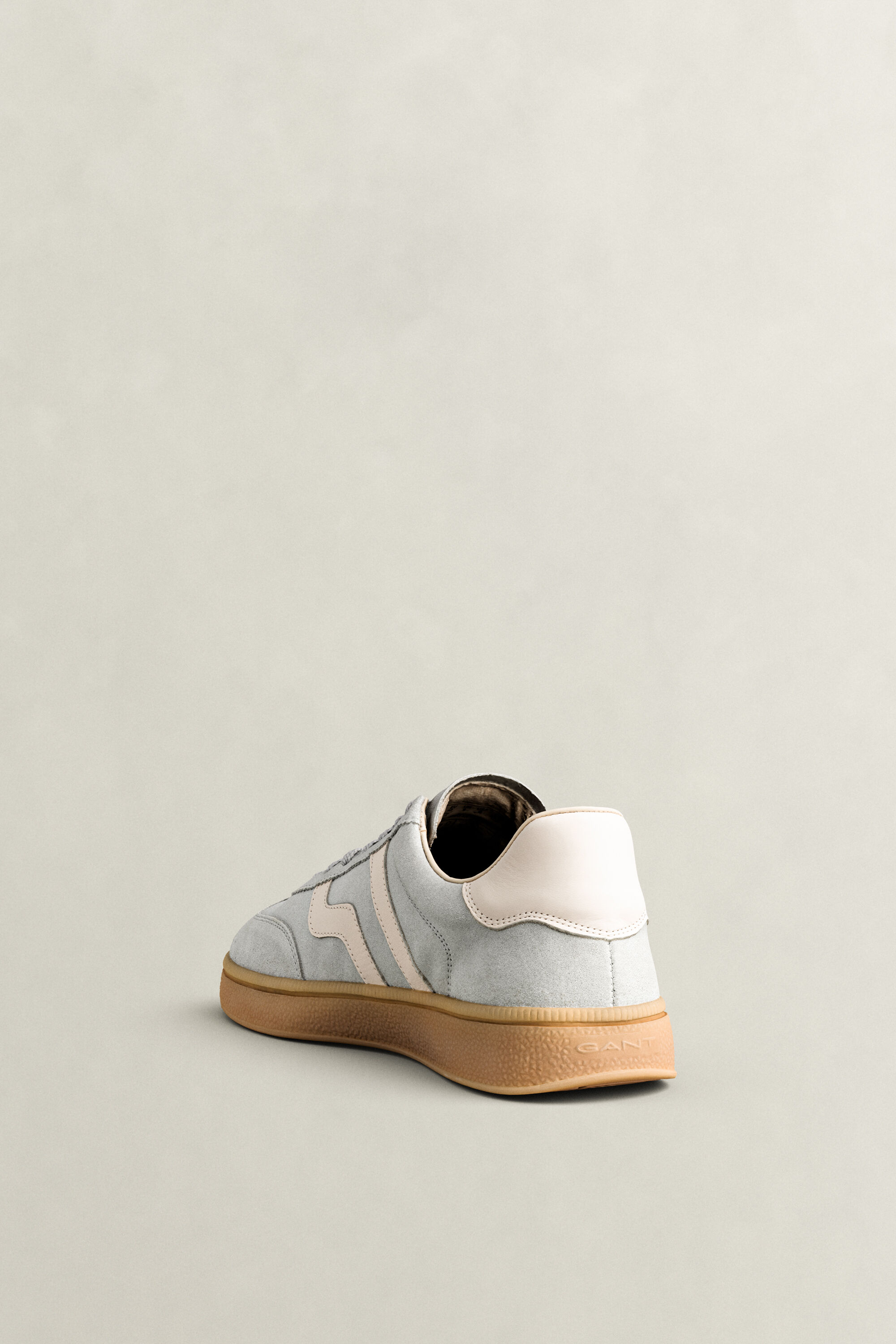 Baskets en daim Cuzmo