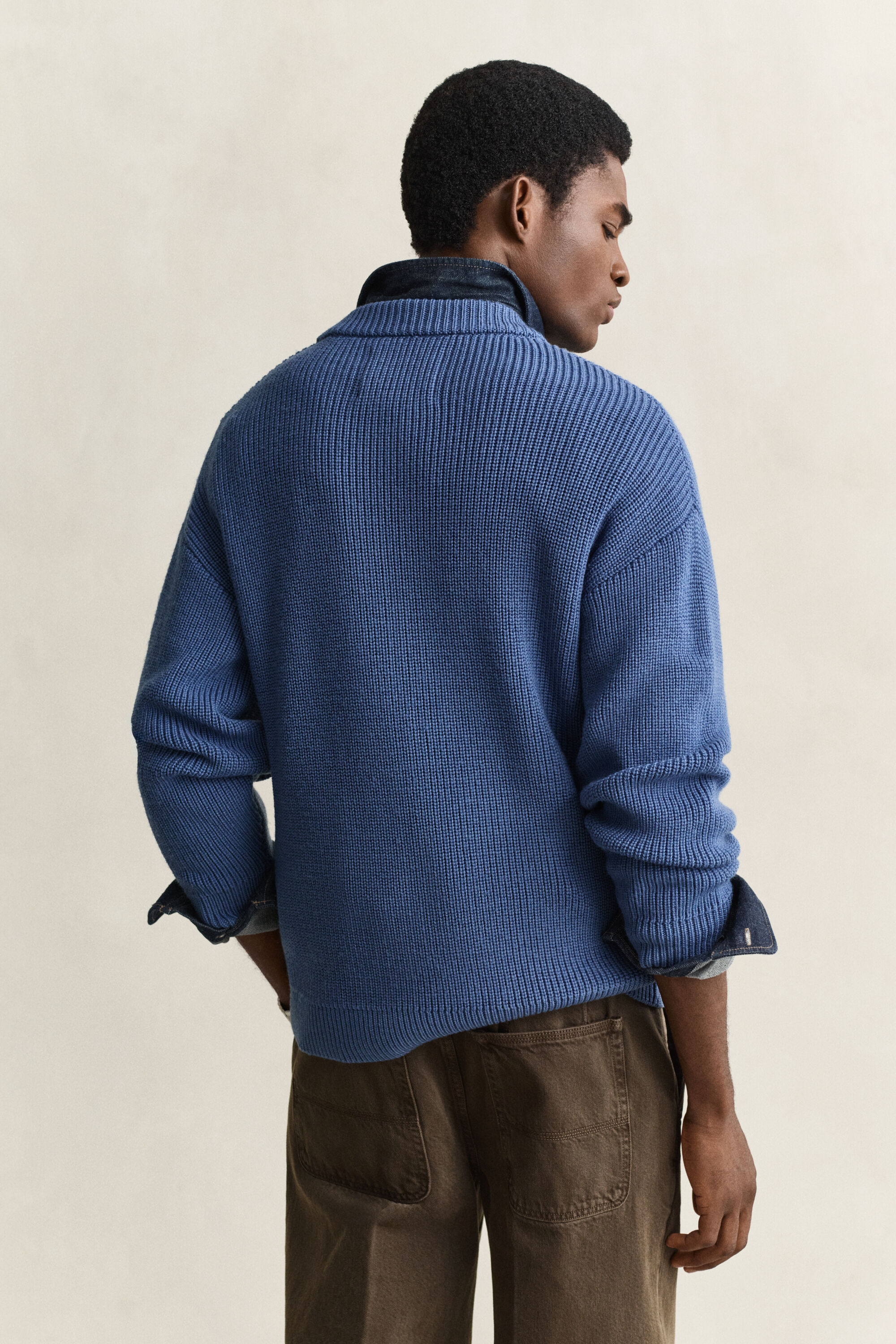 Cardigan zippé en laine côtelée