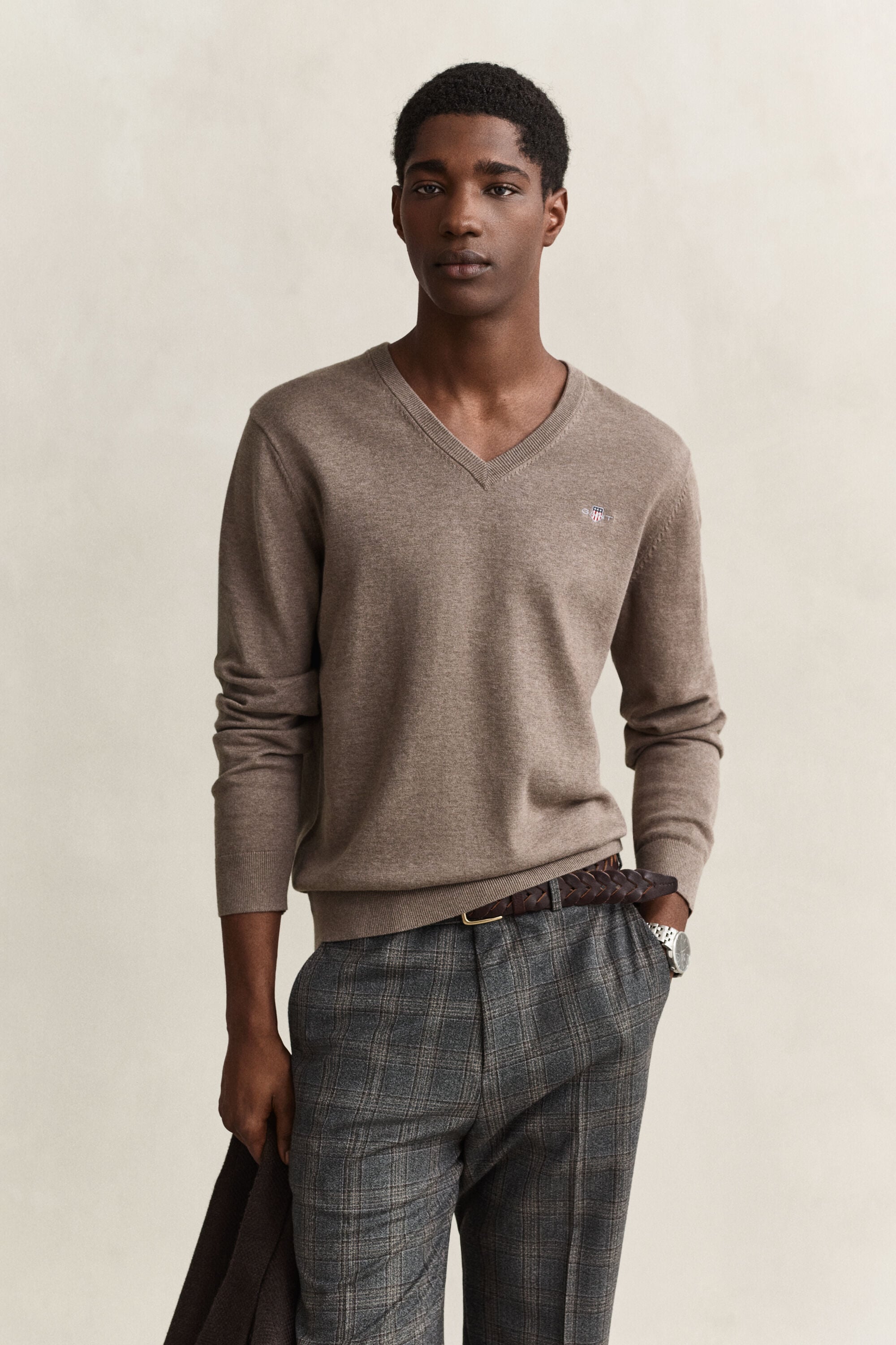 Pull col V en coton classique