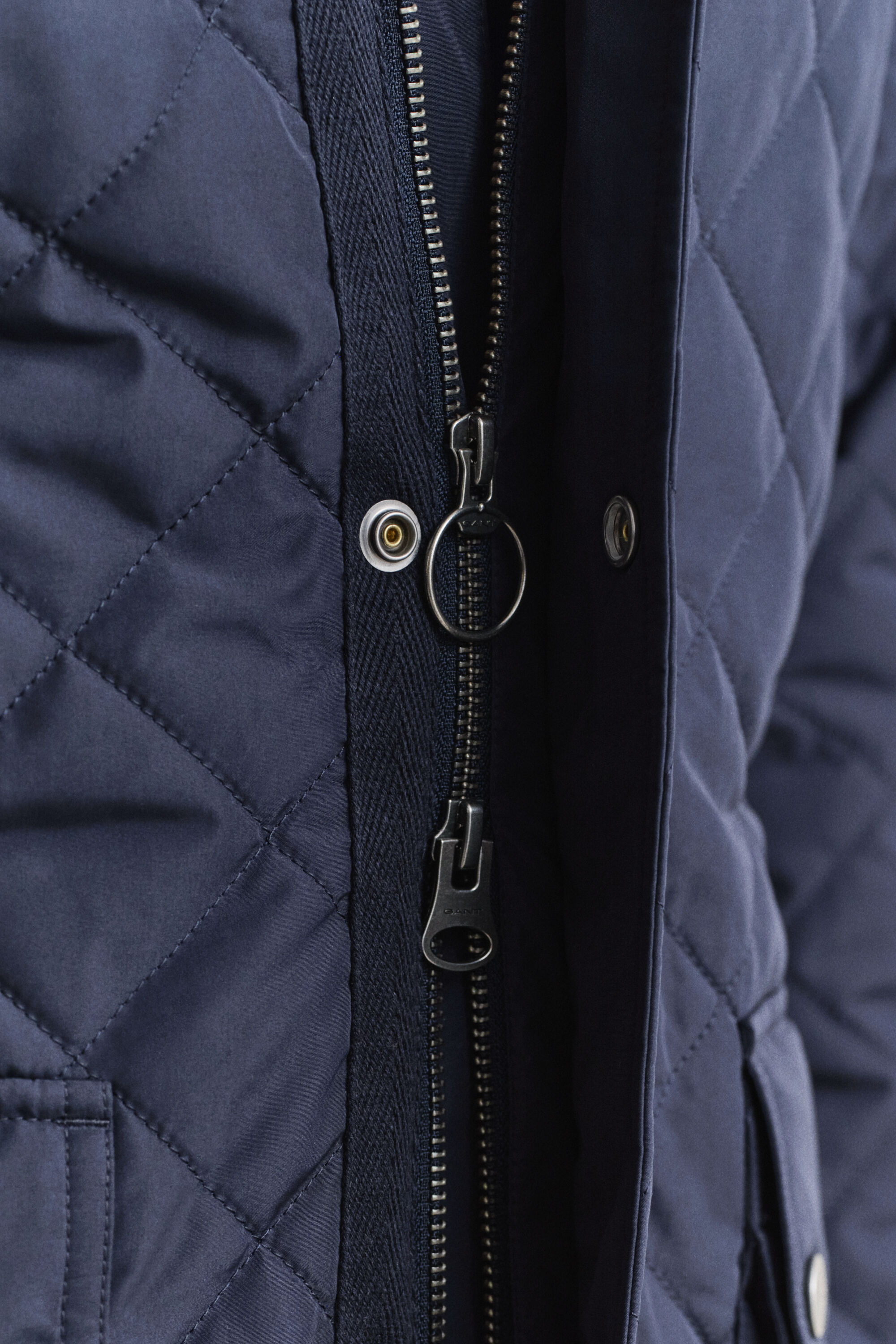 Veste mi-longue matelassée