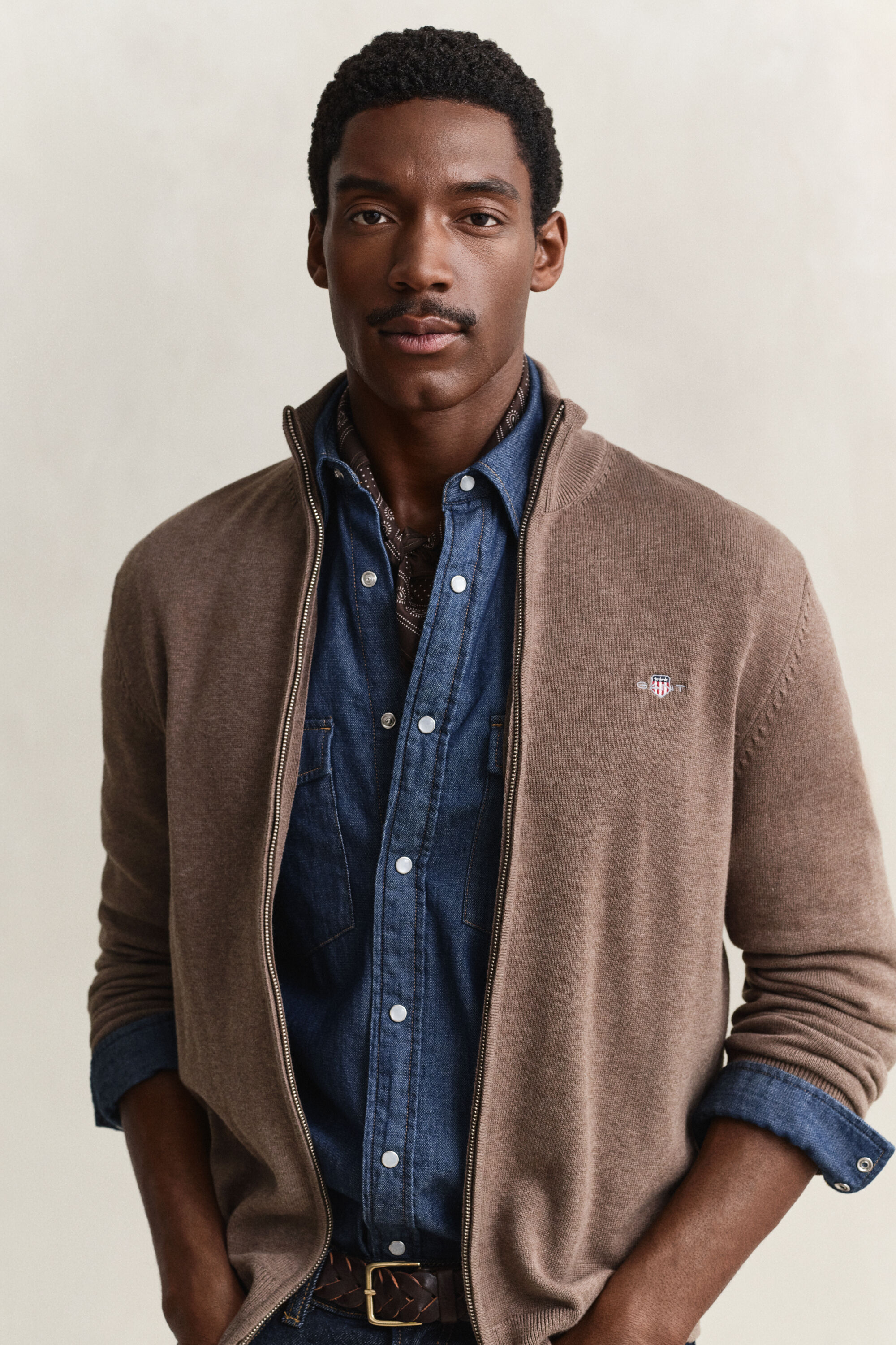 Cardigan zippé en coton décontracté