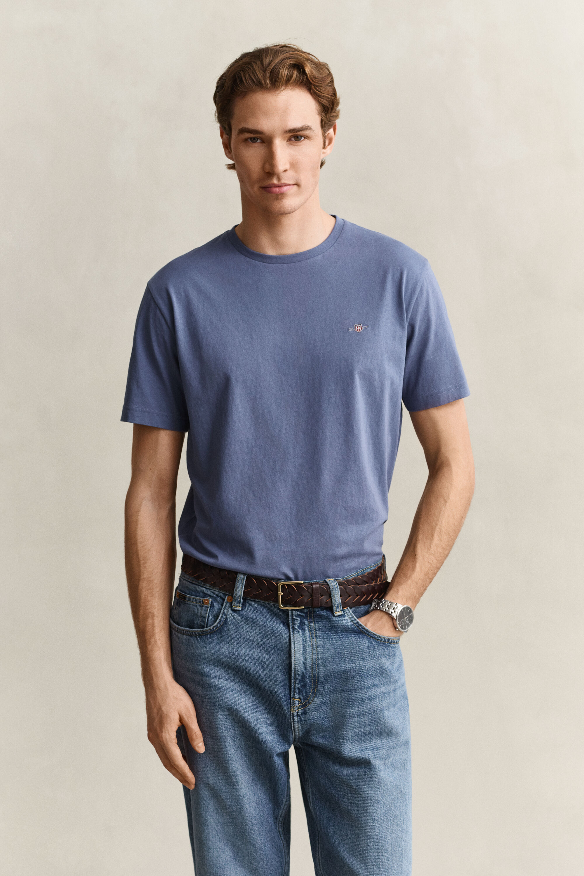 T-shirt coupe regular avec écusson