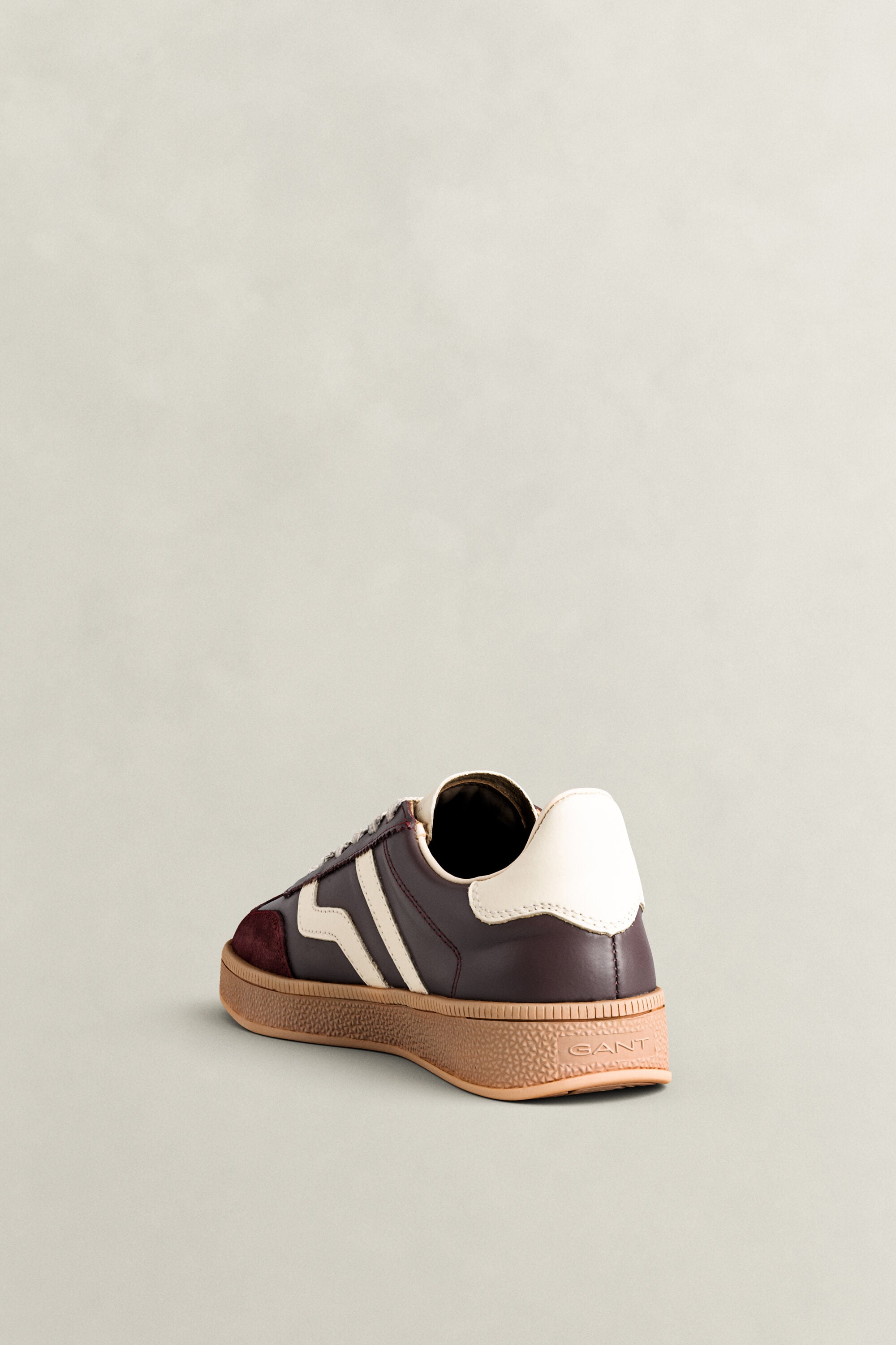 Baskets en daim et cuir Cuzima