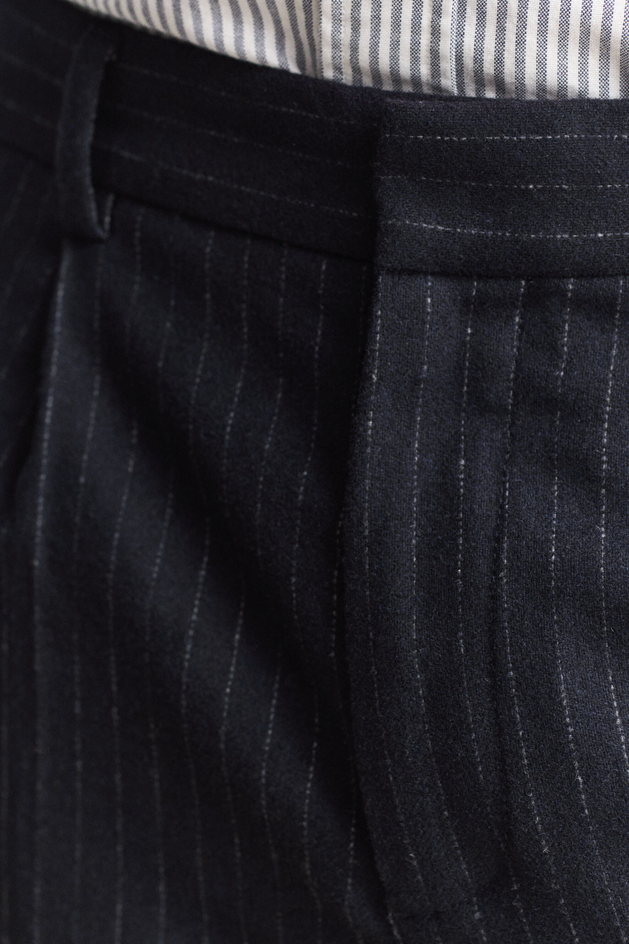 Pantalon coupe fuselée en flanelle de laine