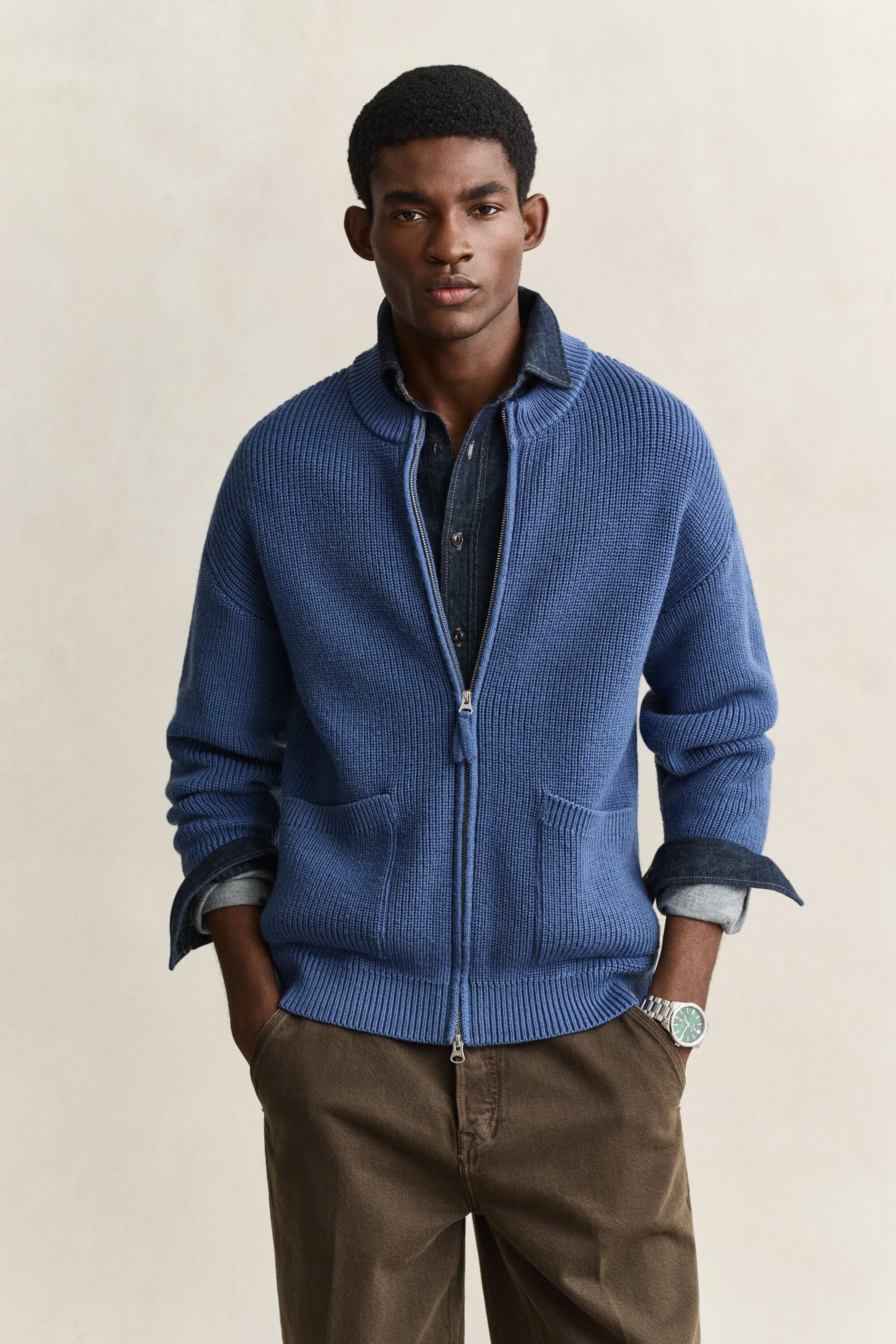 Cardigan zippé en laine côtelée