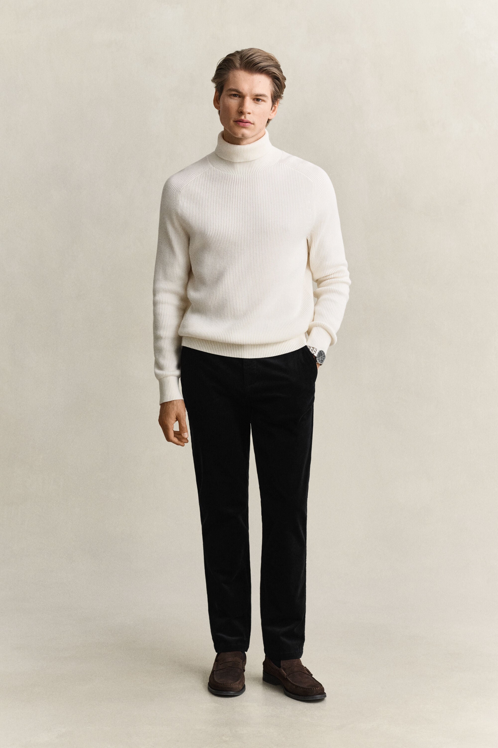 Pantalon Regular en velours côtelé