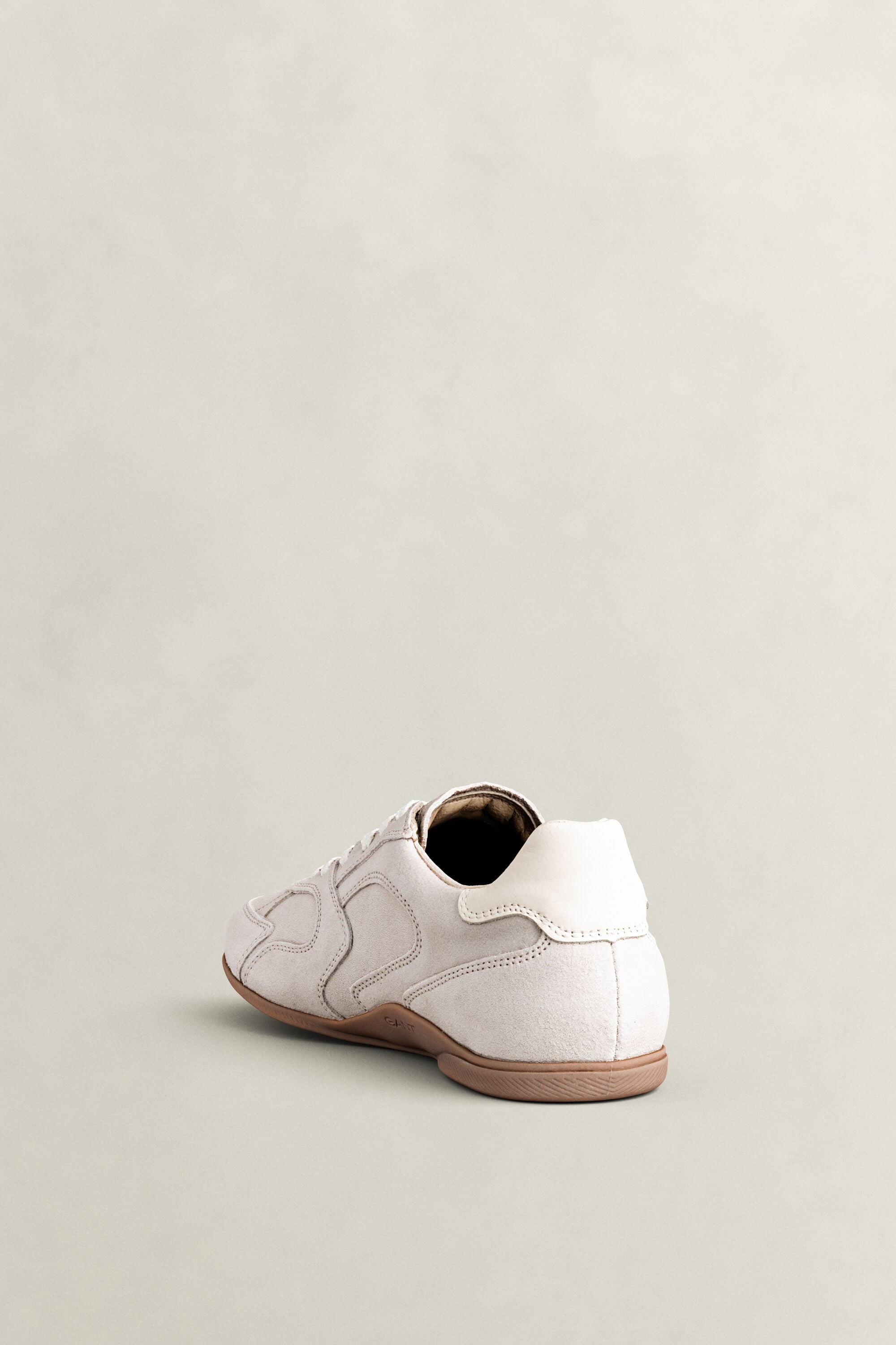 Baskets en daim Sherly