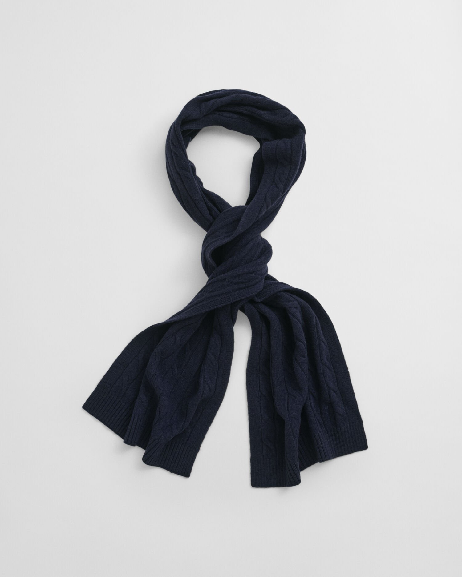 Écharpe en maille de laine à torsades