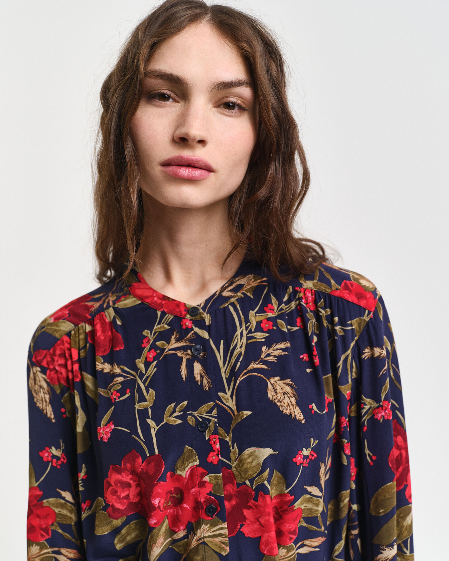 Robe avec roses imprim&eacute;es