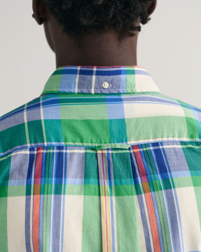 Chemise regular fit &agrave; manches courtes et carreaux madras