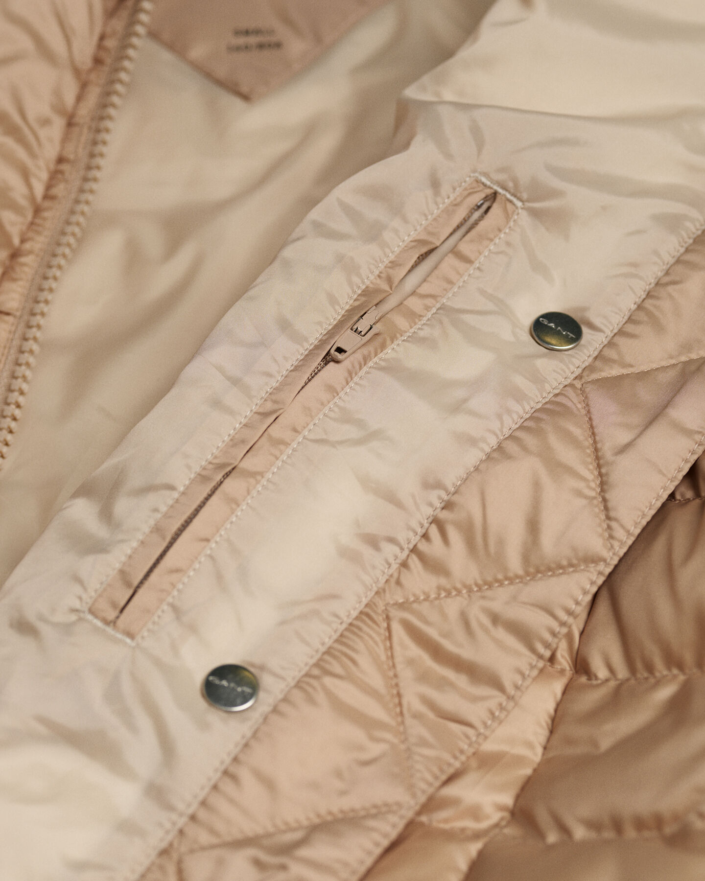 Doudoune sans manches l&eacute;g&egrave;re en duvet