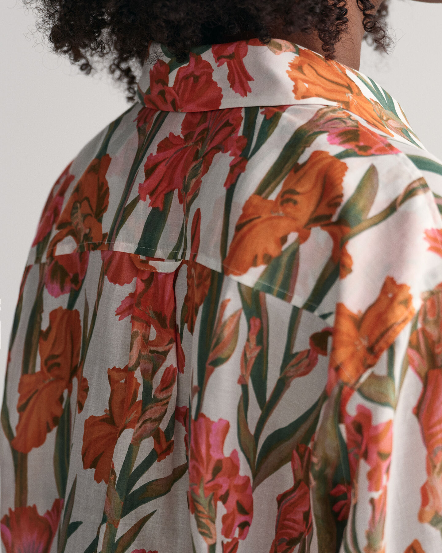 Chemise en coton et soie &agrave; manches courtes et imprim&eacute; Iris