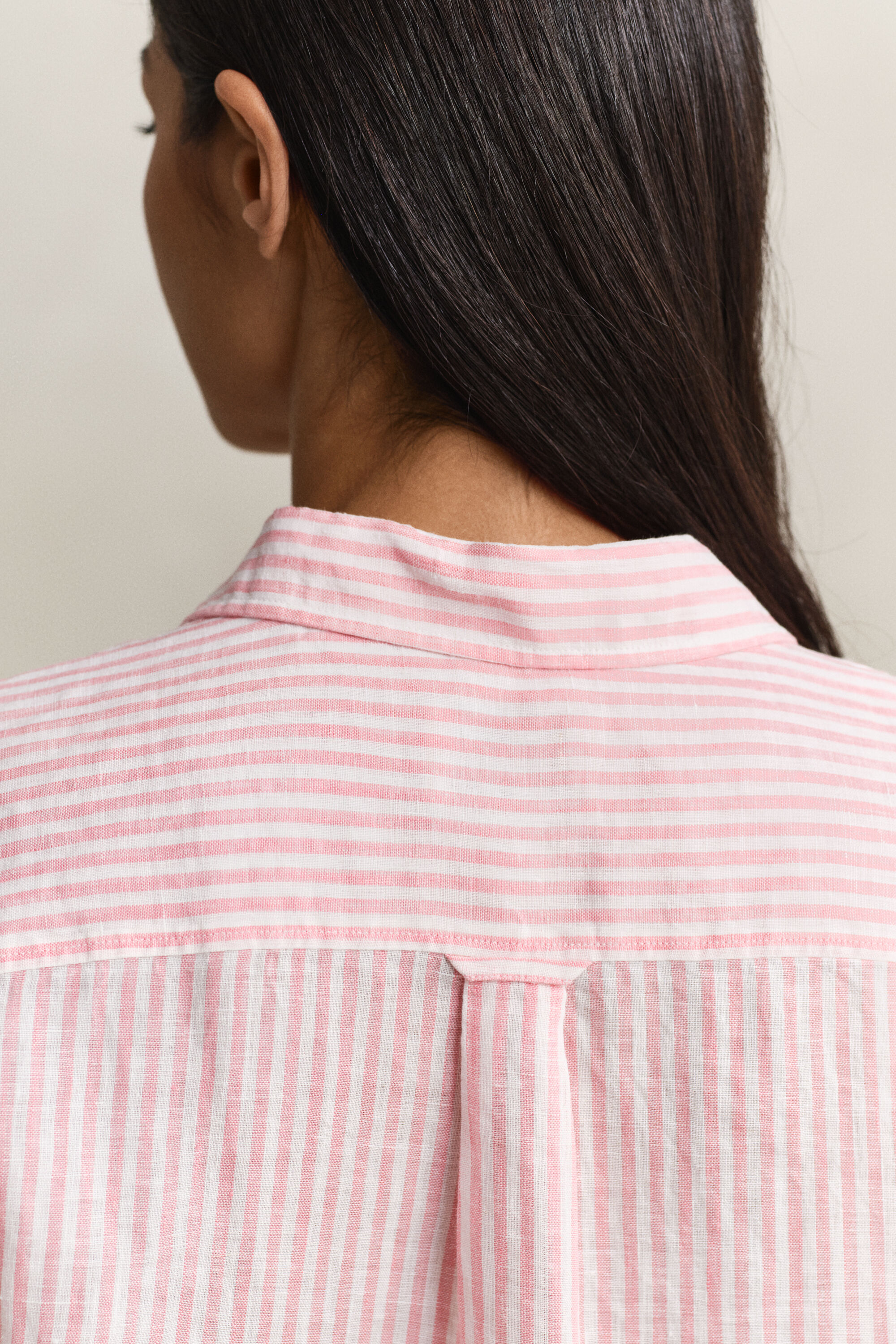 Chemise regular fit en lin à rayures