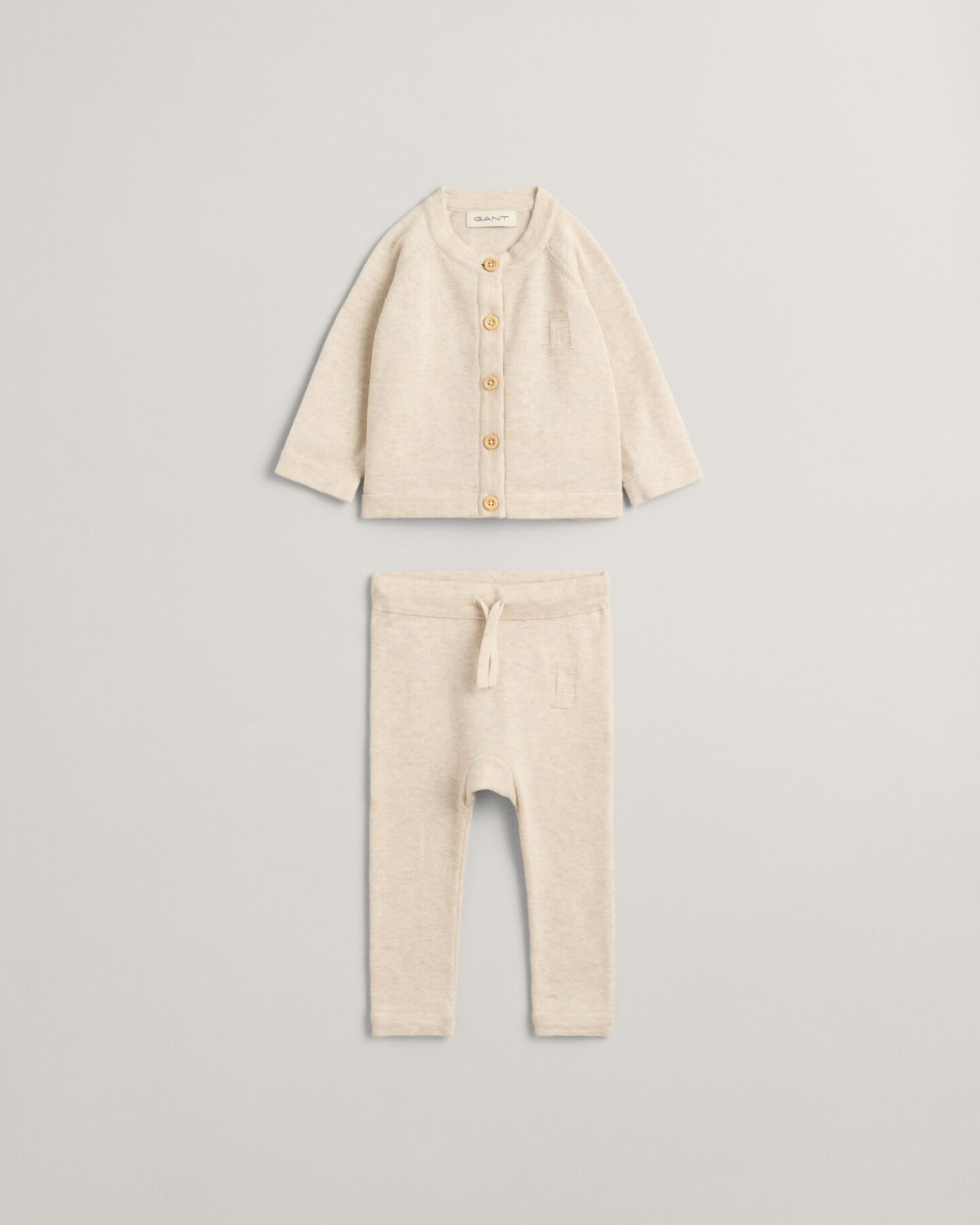 Coffret cadeau cardigan et pantalon Baby