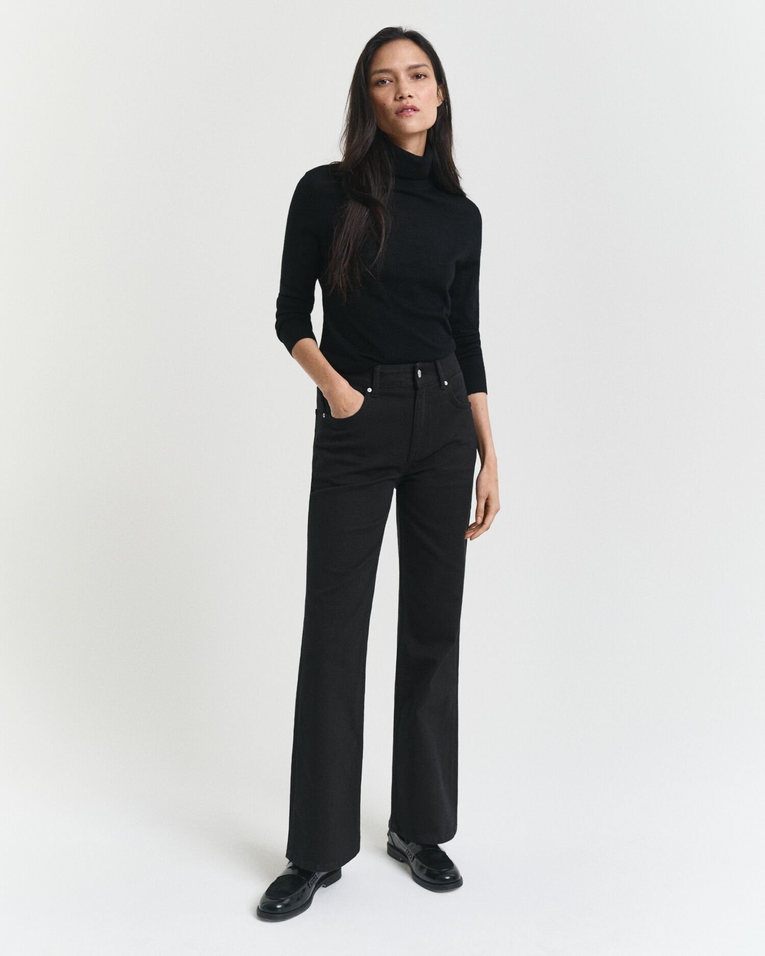 Jean slim fit évasé noir