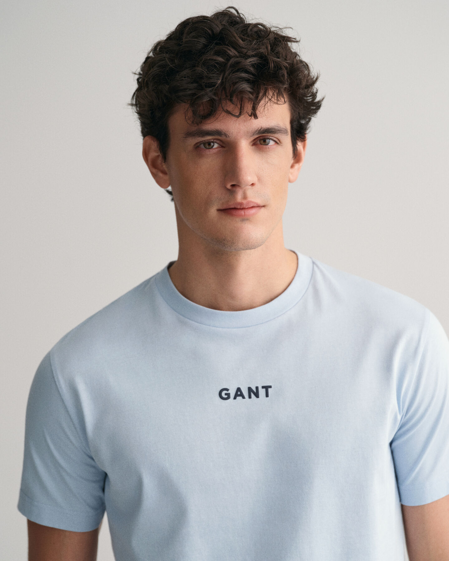 T-shirt avec petit contrastant GANT Logo