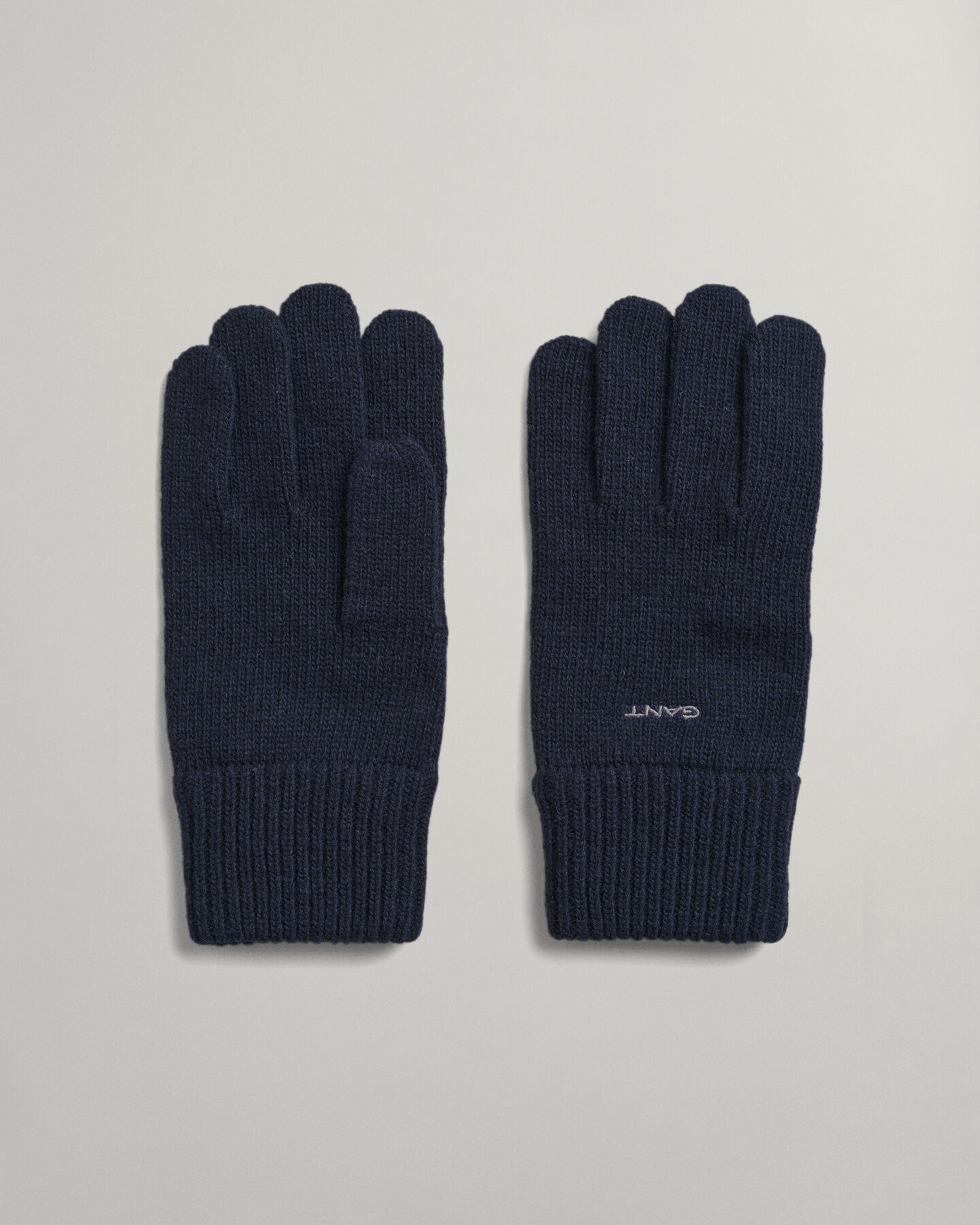 Gants en laine tricot&eacute;e