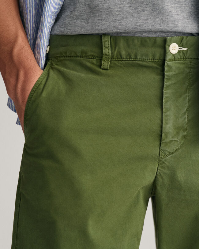 Short regular fit Sunfaded